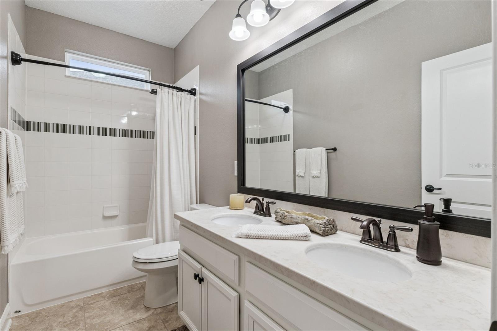 Image 25 of 45 For 493 Oviedo Boulevard