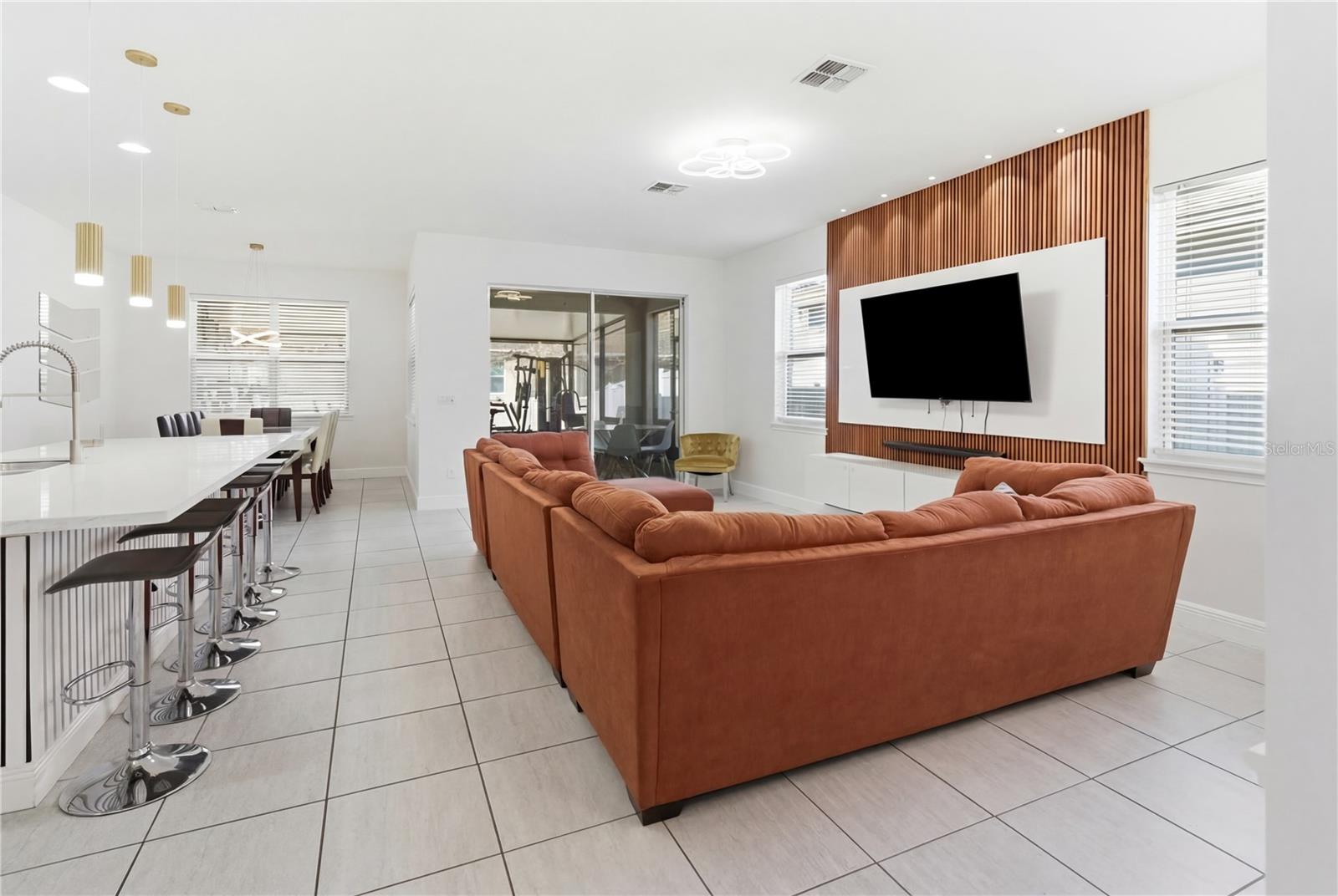 Image 9 of 27 For 7264 Backwoods Trail