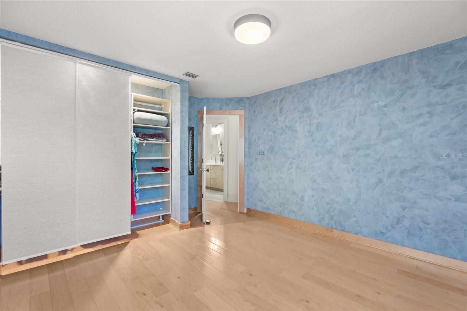 Image 24 of 63 For 5001 Foxfire Lane