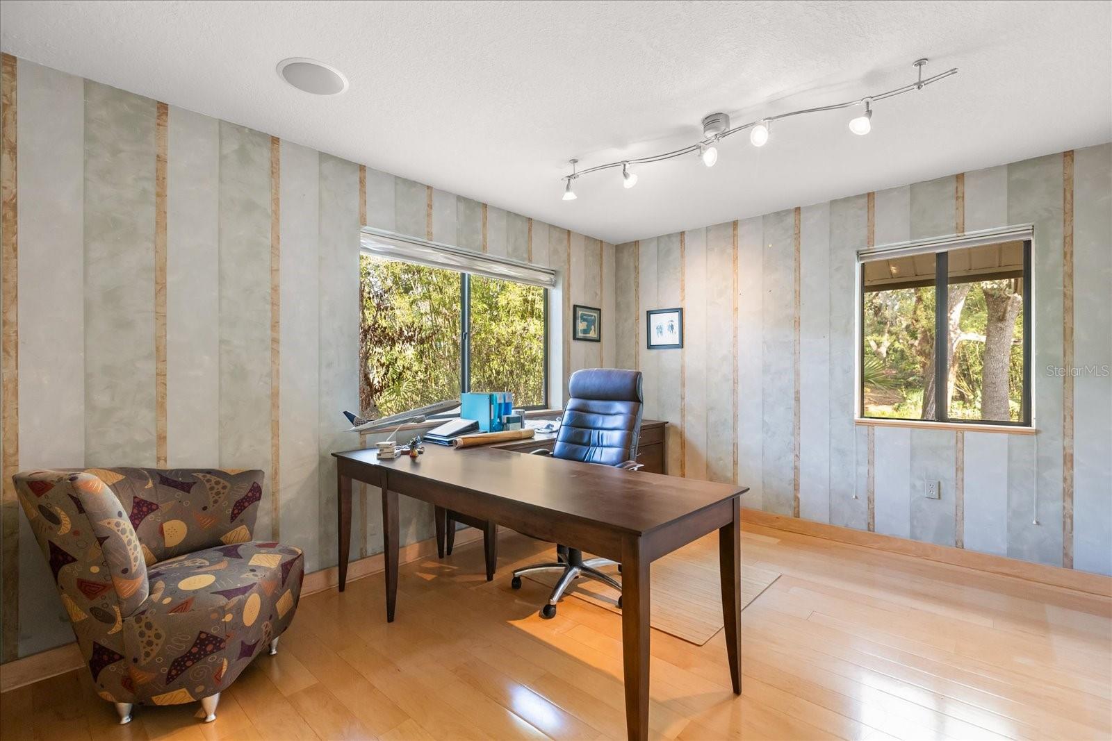 Image 25 of 63 For 5001 Foxfire Lane