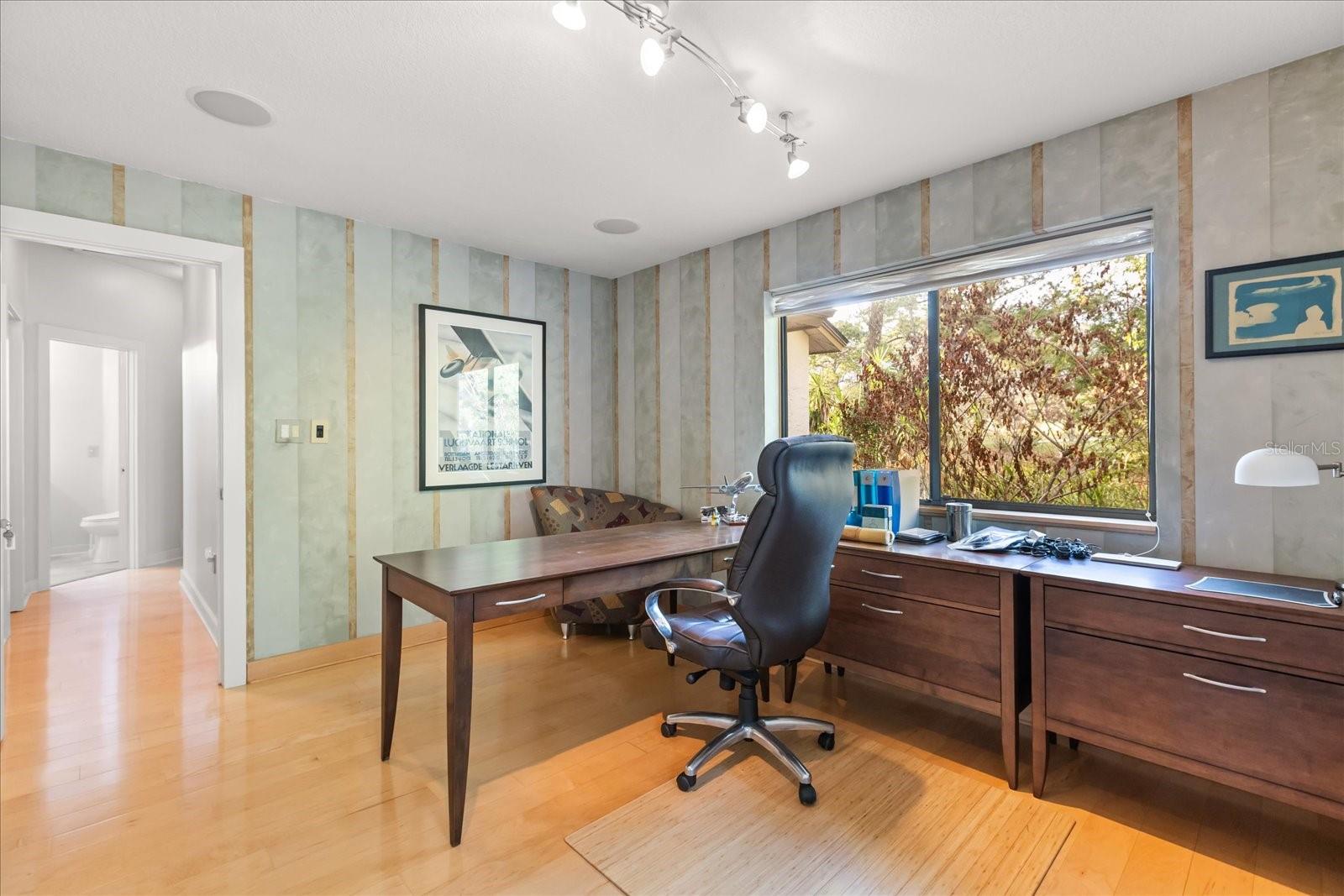 Image 26 of 63 For 5001 Foxfire Lane