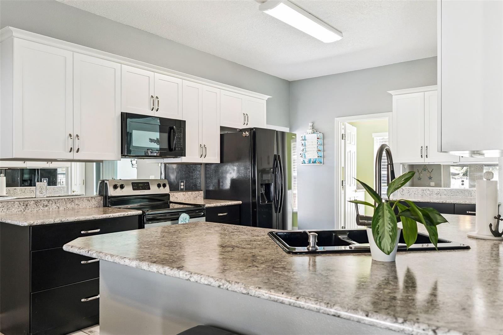 Image 15 of 44 For 1483 Surrey Park Drive