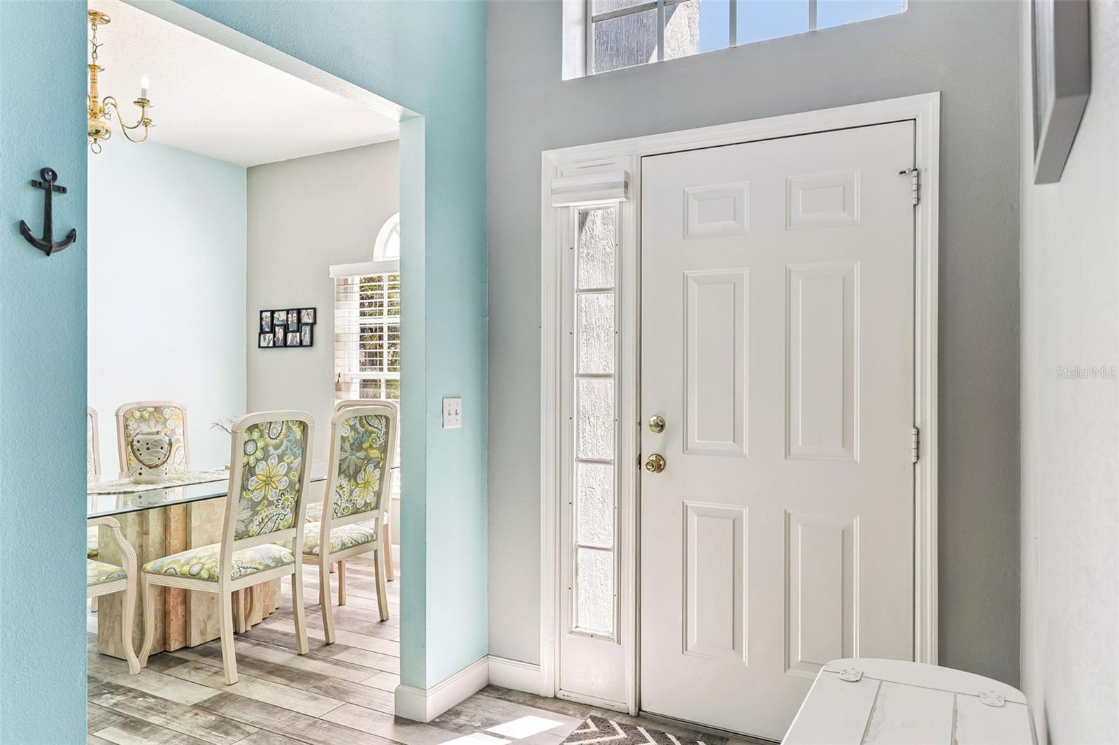 Image 6 of 44 For 1483 Surrey Park Drive