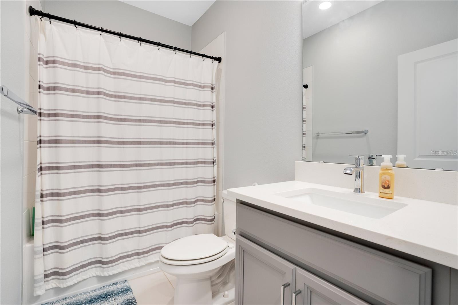 Image 15 of 53 For 931 Kylee Alley