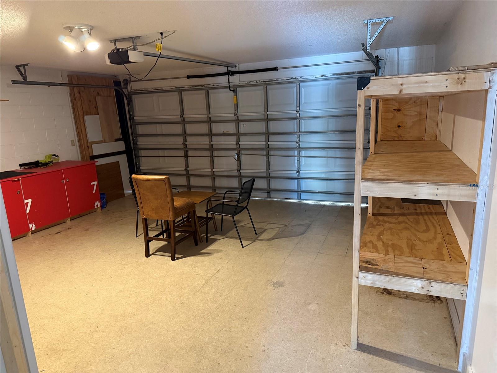 Image 10 of 42 For 1219 Kempton Chase Parkway