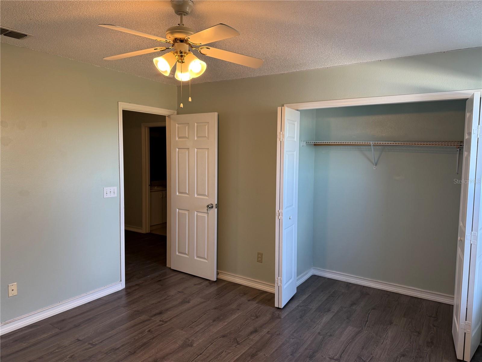 Image 37 of 42 For 1219 Kempton Chase Parkway