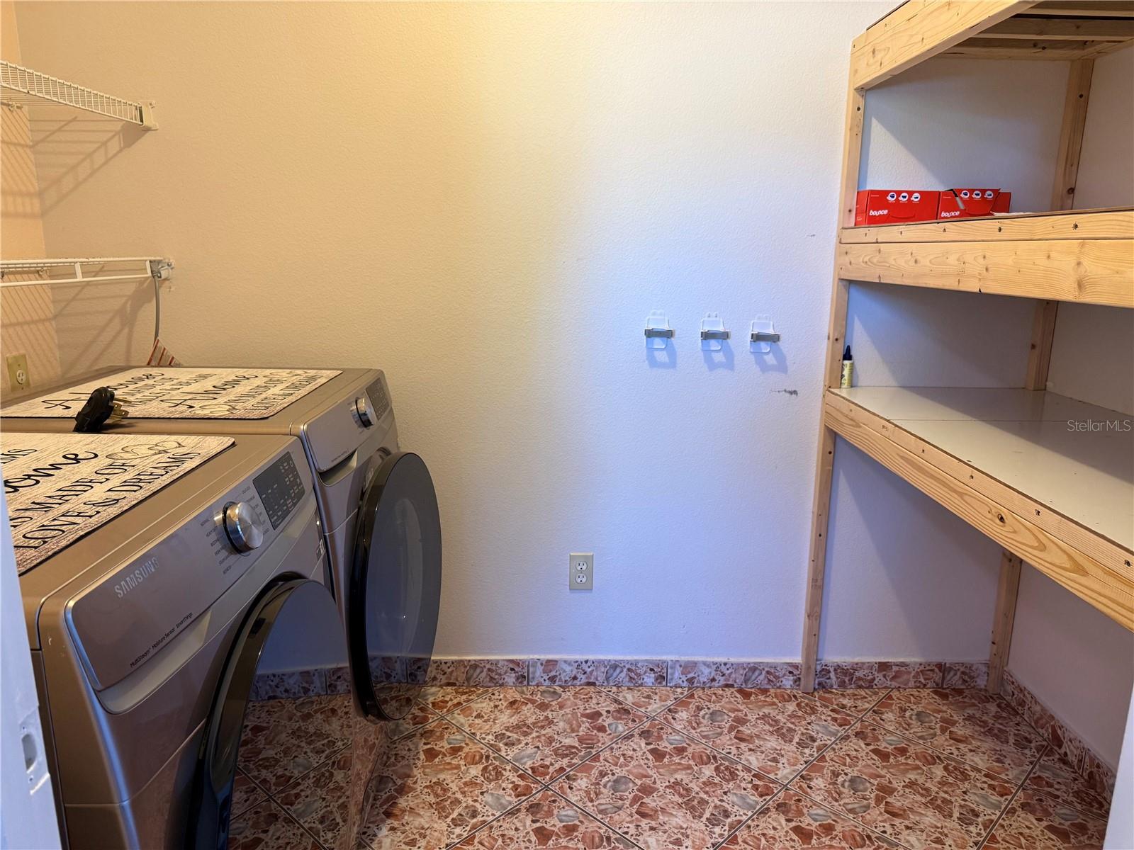 Image 8 of 42 For 1219 Kempton Chase Parkway