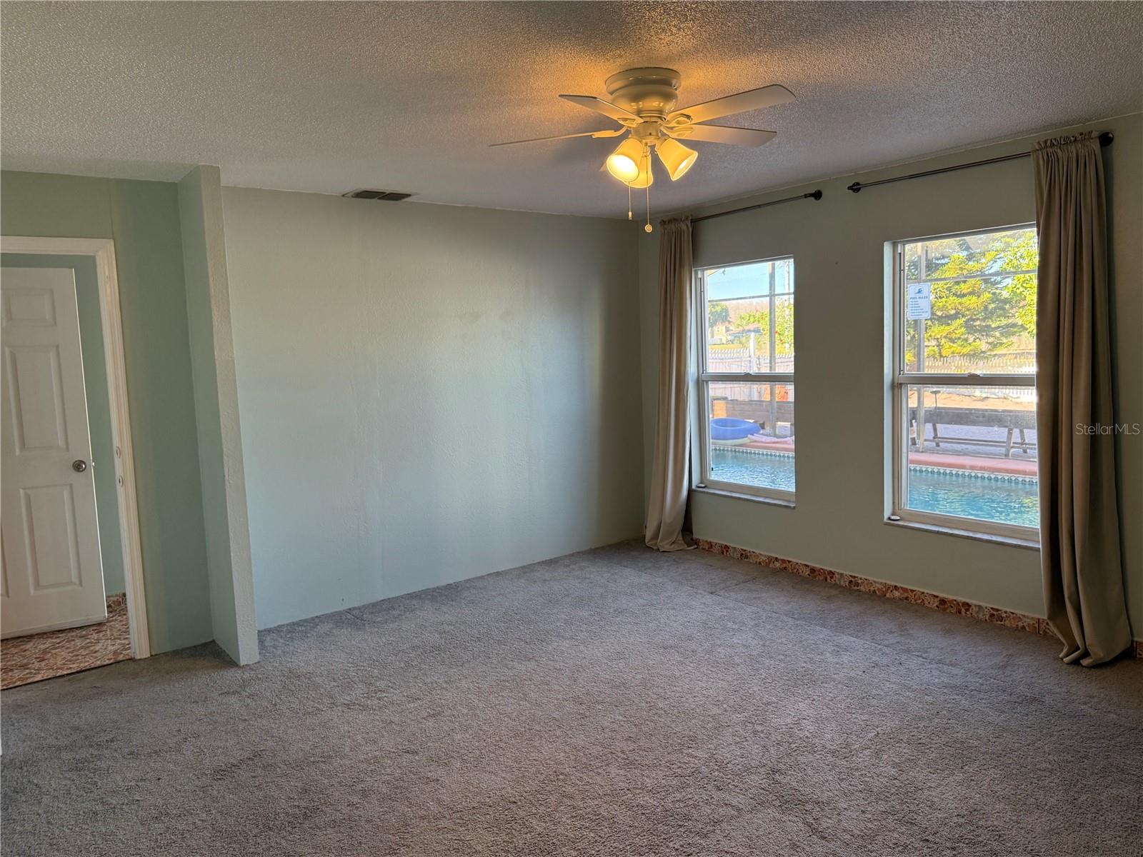 Image 9 of 42 For 1219 Kempton Chase Parkway