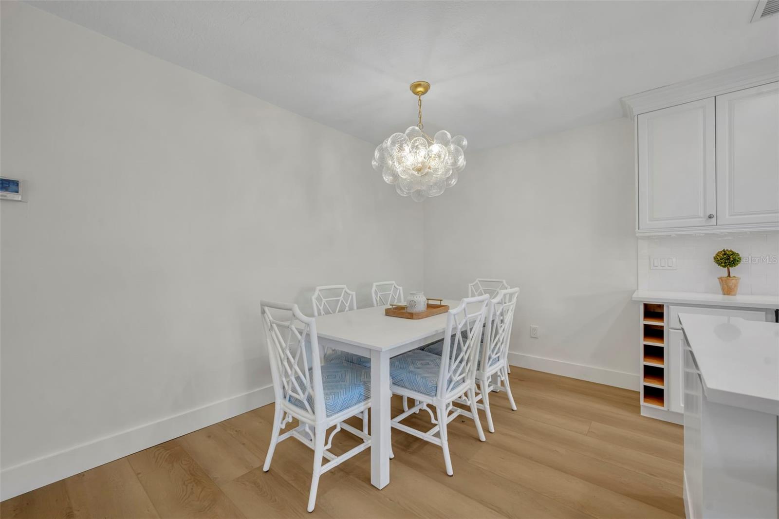 Image 12 of 35 For 1140 Orlando Avenue H-13