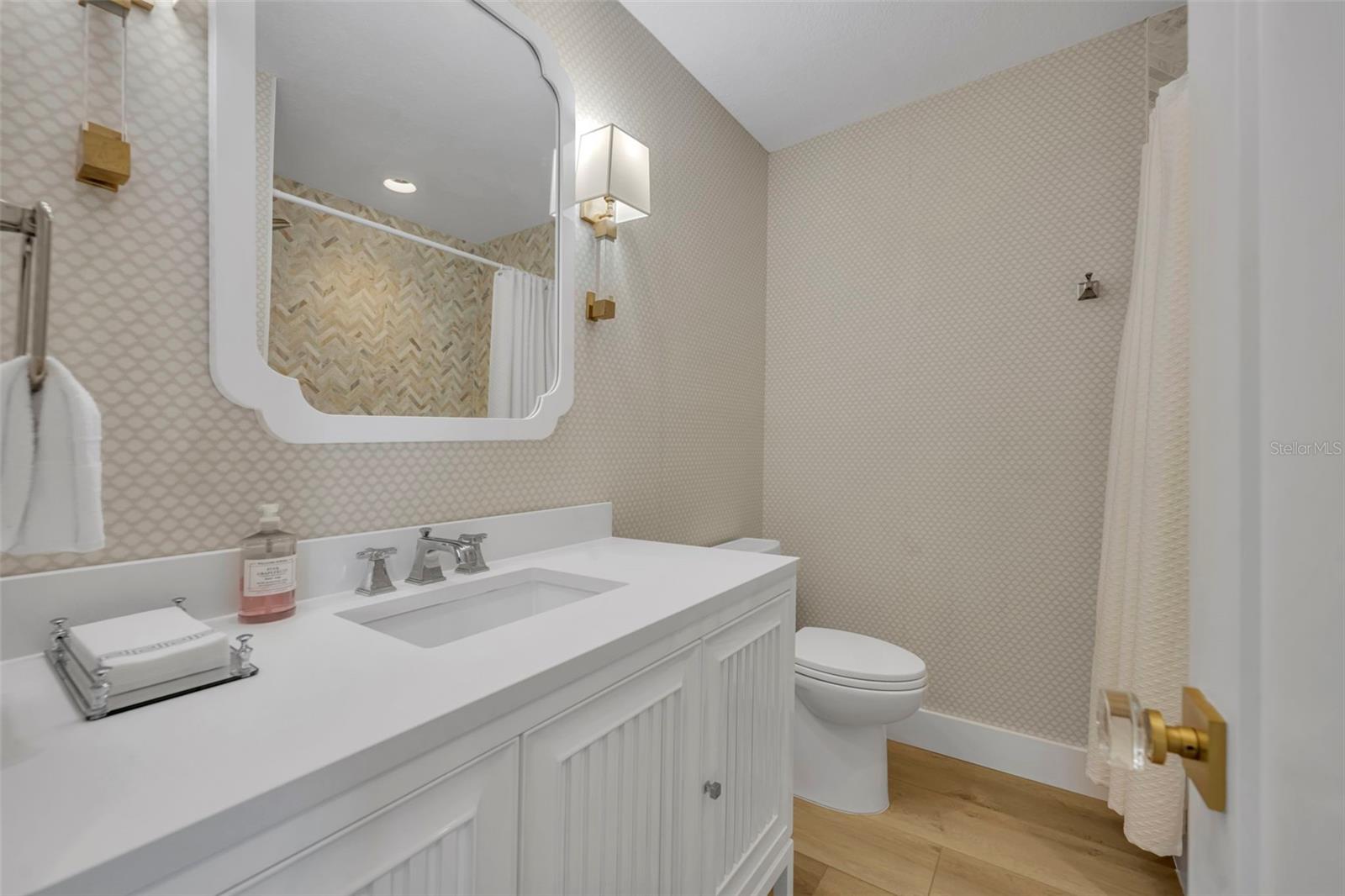 Image 19 of 35 For 1140 Orlando Avenue H-13