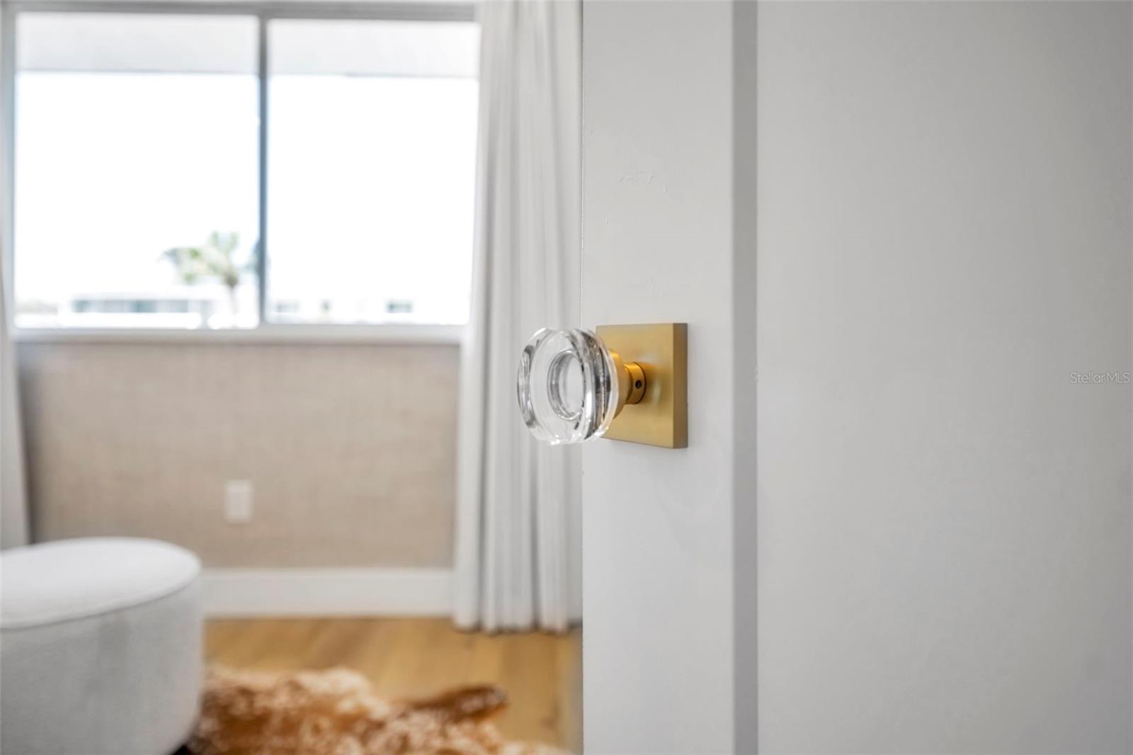 Image 22 of 35 For 1140 Orlando Avenue H-13