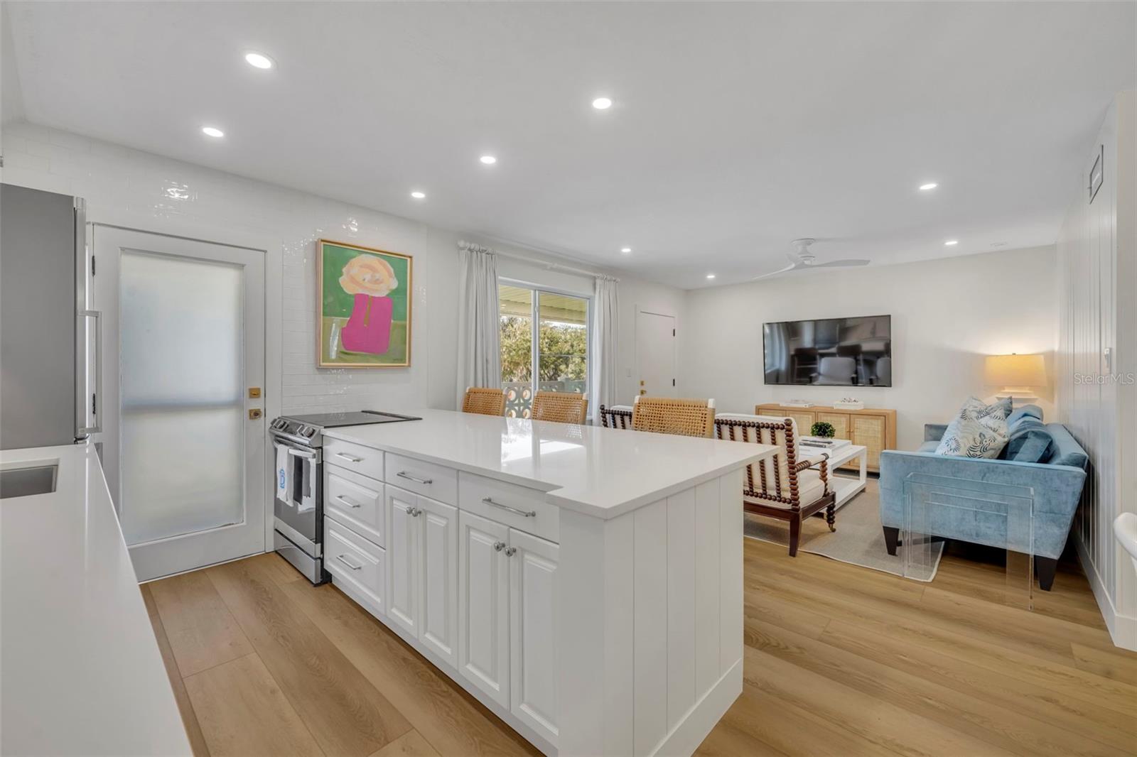 Image 9 of 35 For 1140 Orlando Avenue H-13