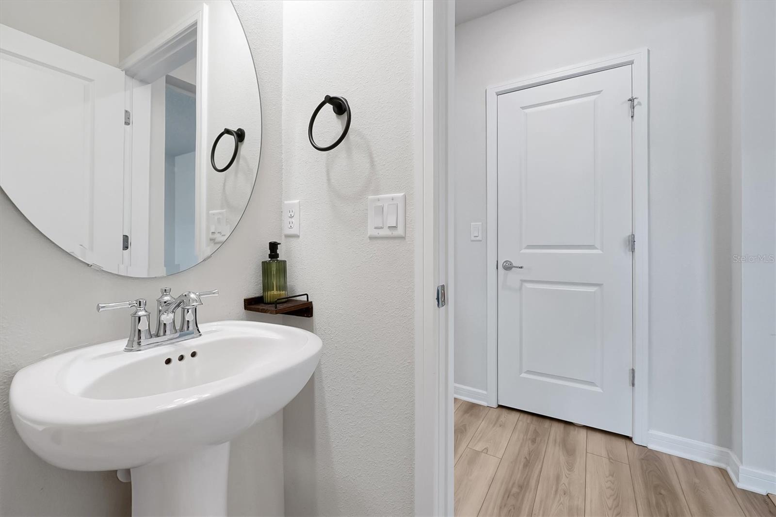 Image 16 of 54 For 4213 Winding Pines Drive