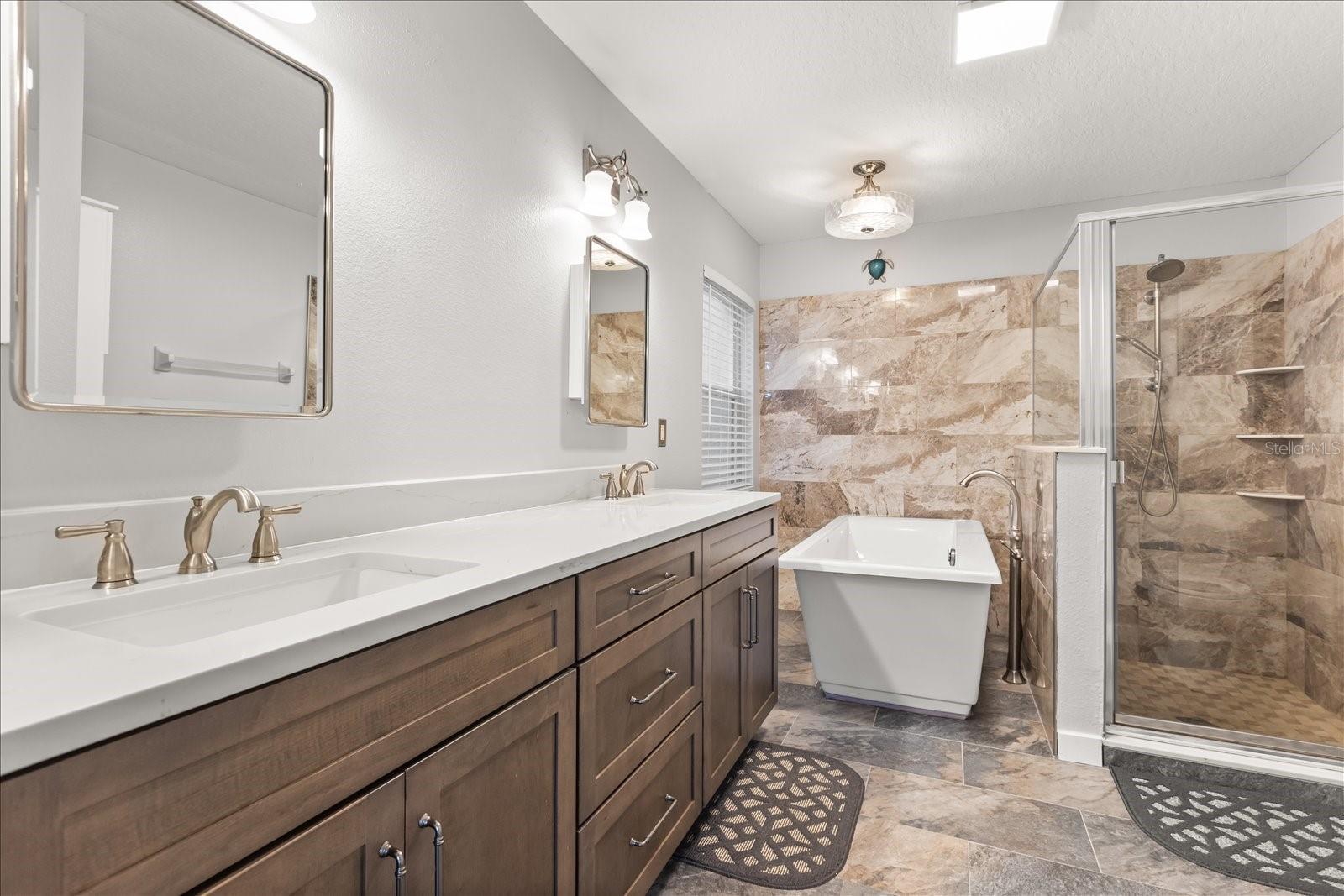 Image 20 of 39 For 785 Pickfair Terrace