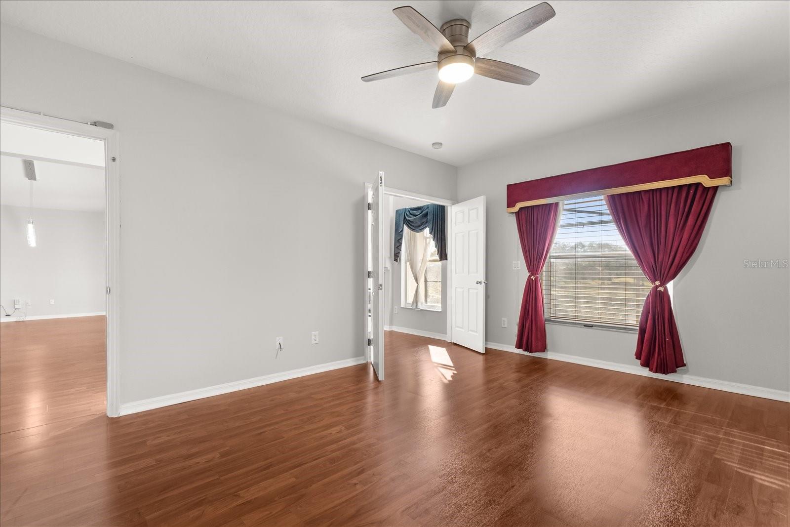 Image 22 of 39 For 785 Pickfair Terrace