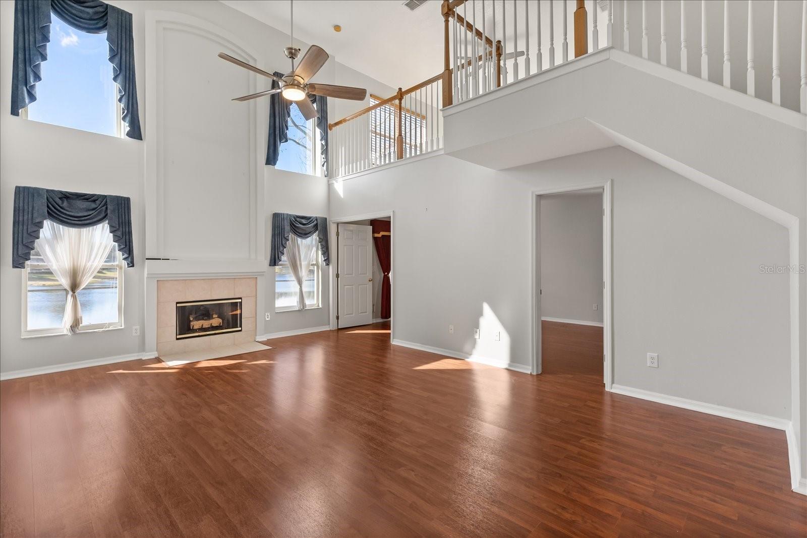 Image 23 of 39 For 785 Pickfair Terrace