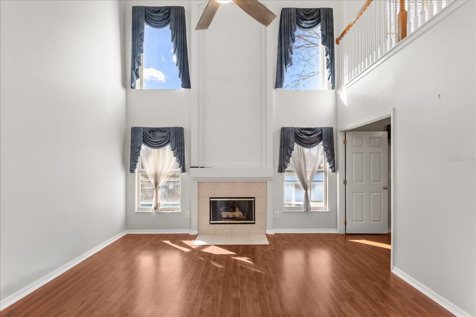 Image 3 of 39 For 785 Pickfair Terrace