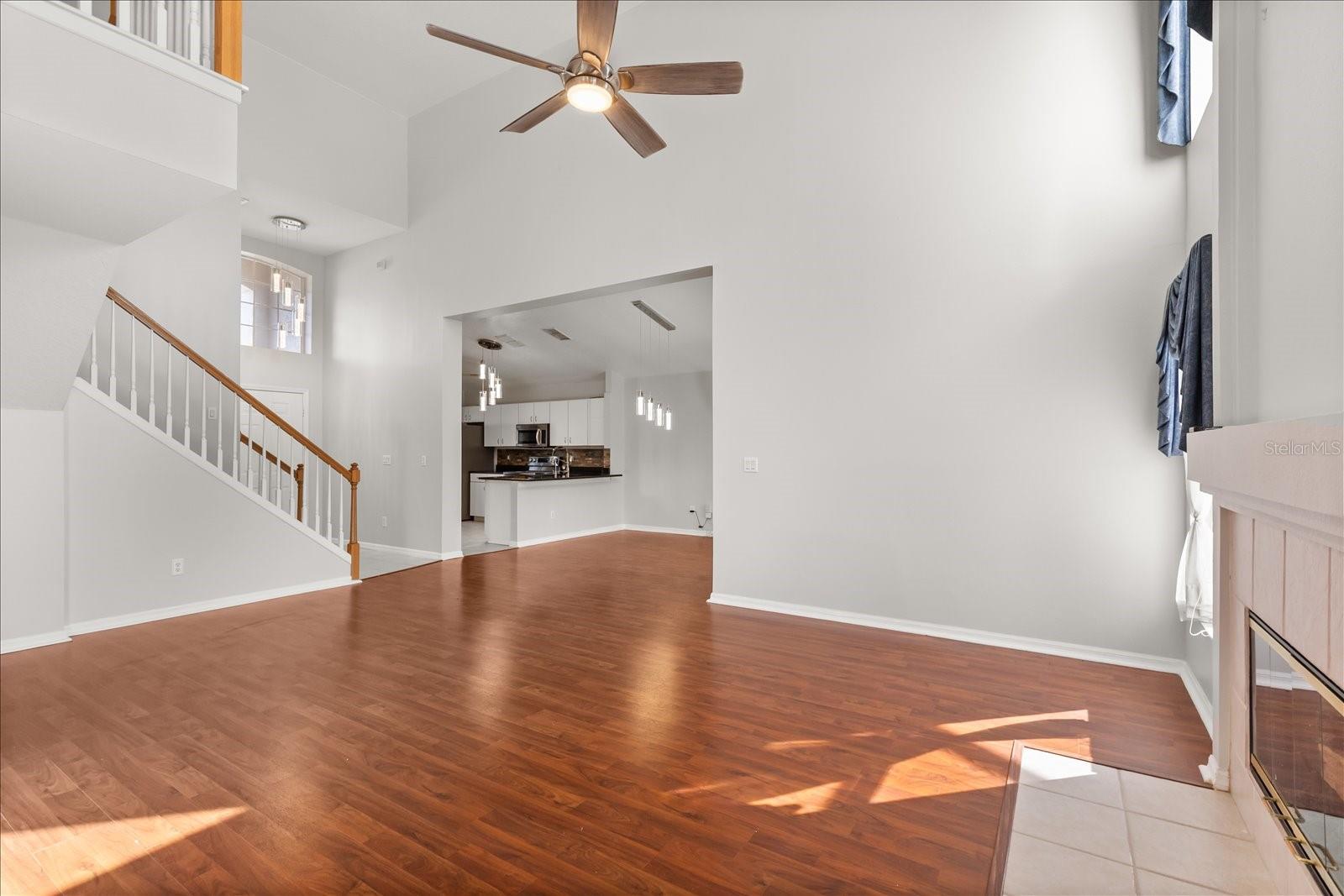 Image 6 of 39 For 785 Pickfair Terrace