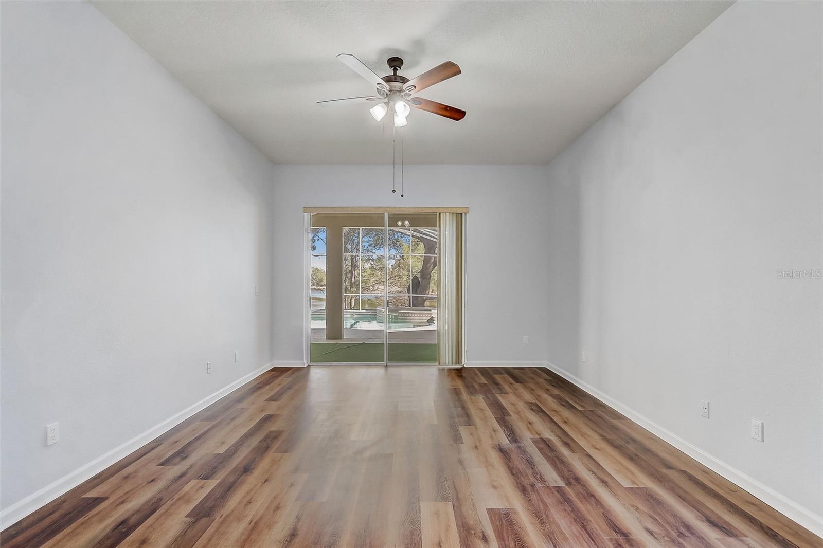 Image 29 of 54 For 359 Randon Terrace