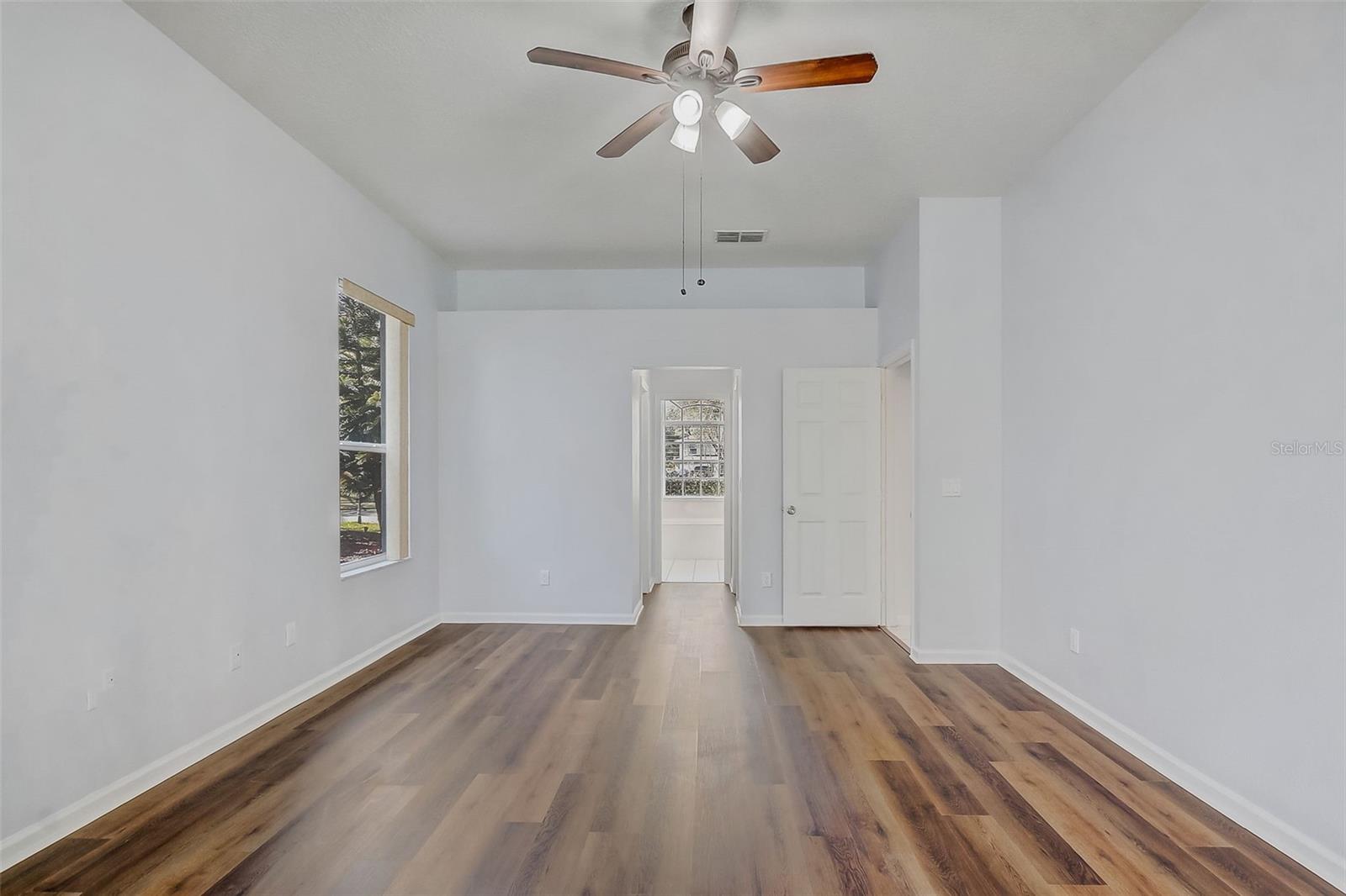 Image 30 of 54 For 359 Randon Terrace