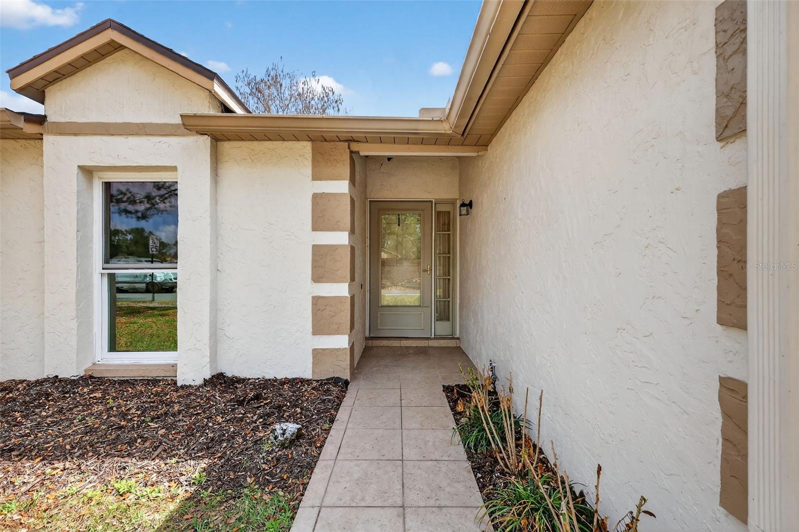 Image 10 of 53 For 1000 Covington Street