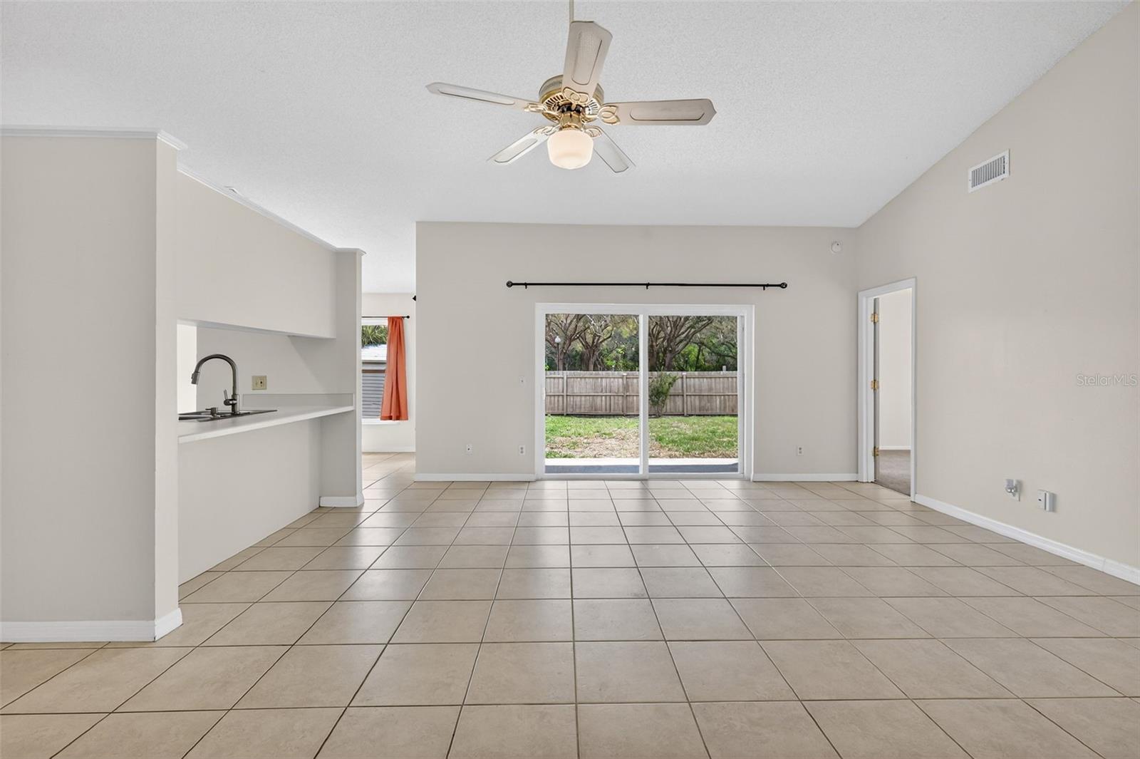 Image 14 of 53 For 1000 Covington Street