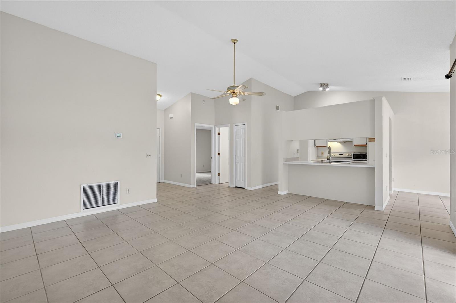 Image 17 of 53 For 1000 Covington Street