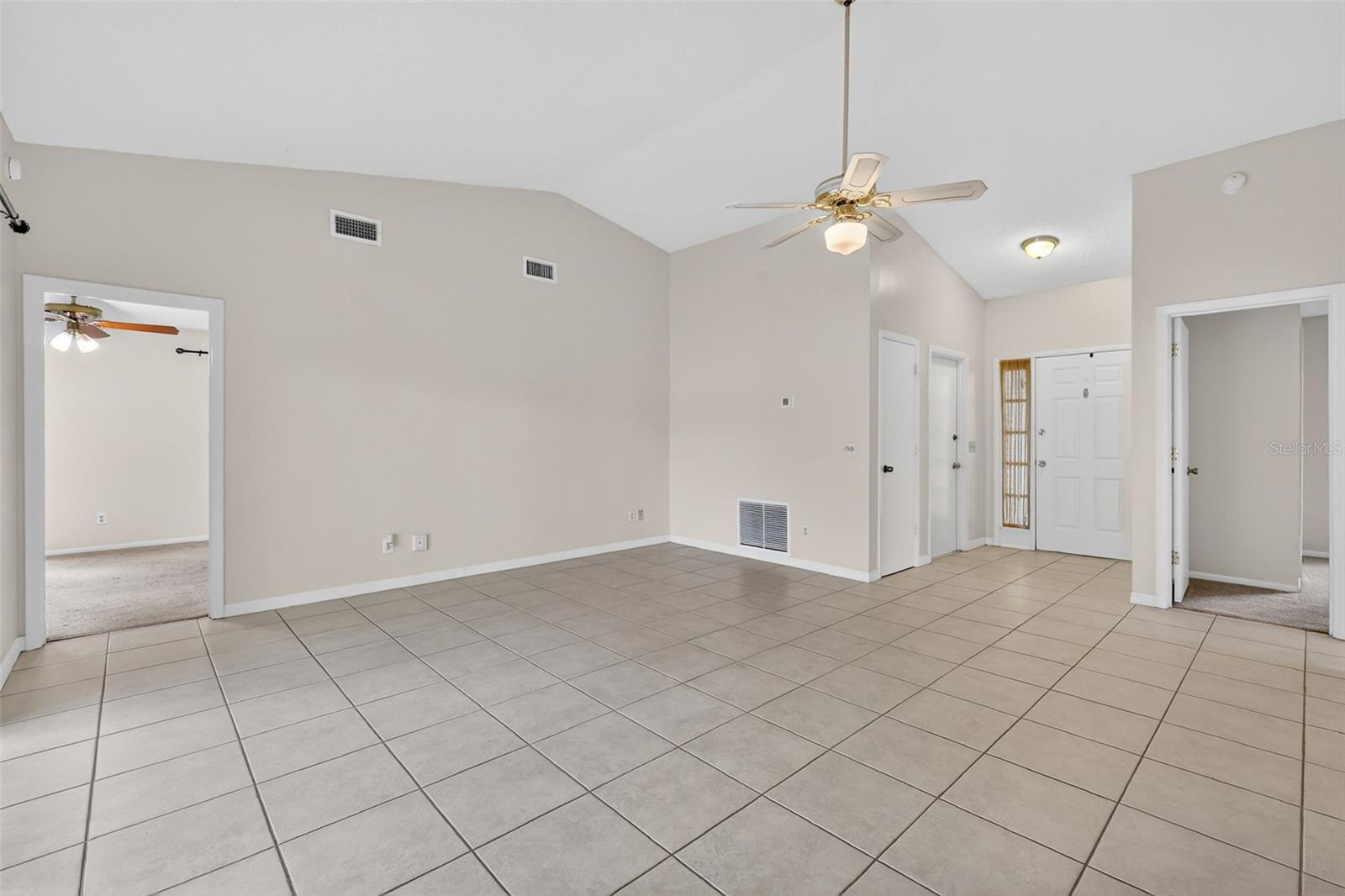 Image 18 of 53 For 1000 Covington Street