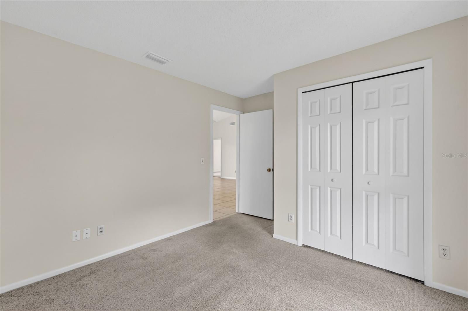 Image 35 of 53 For 1000 Covington Street