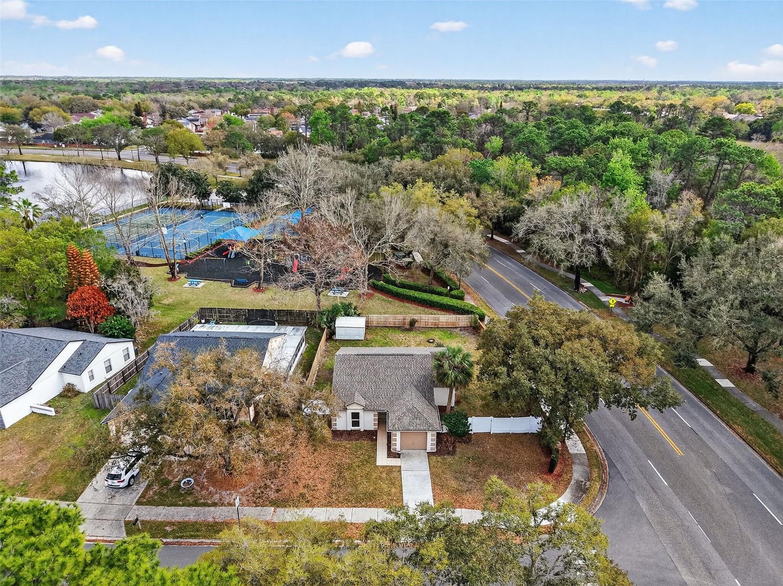 Image 4 of 53 For 1000 Covington Street