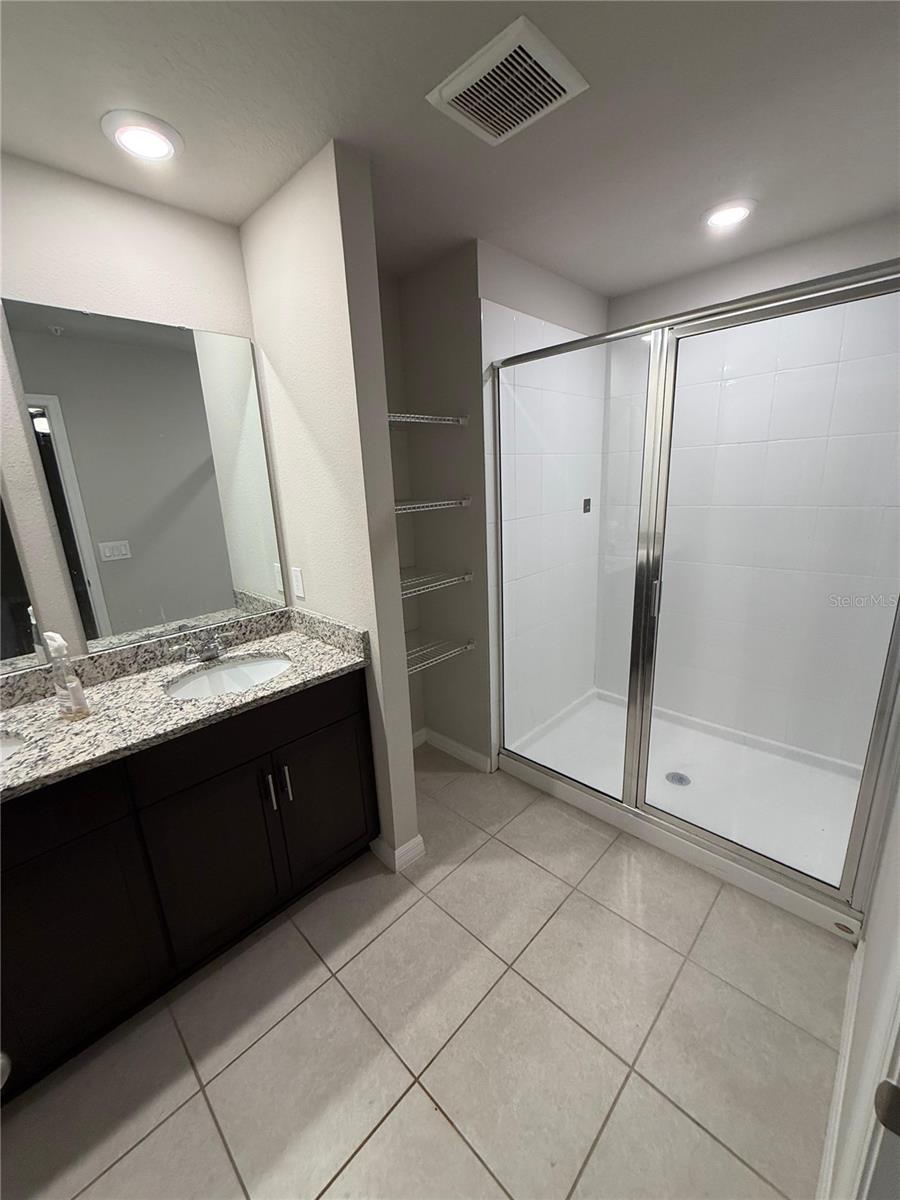 Image 10 of 20 For 968 Robin Holly Street 968