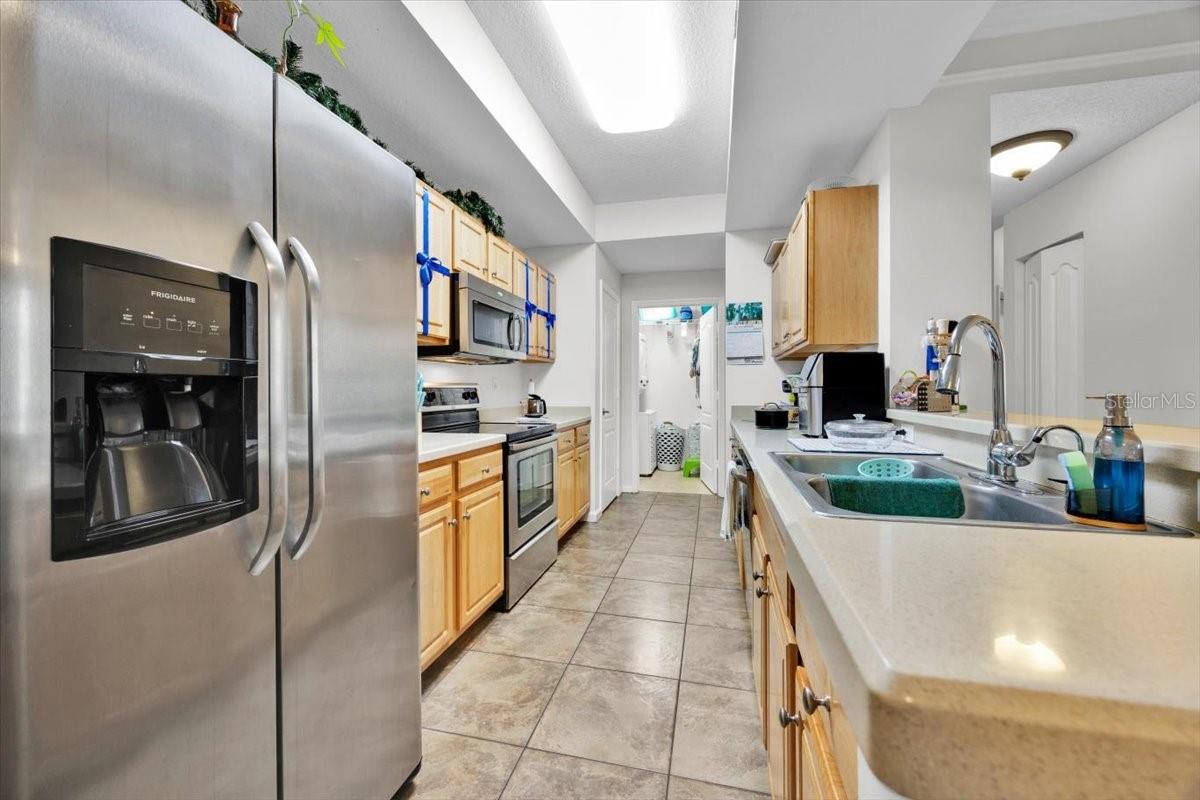 Image 3 of 20 For 12017 Villanova Drive 102