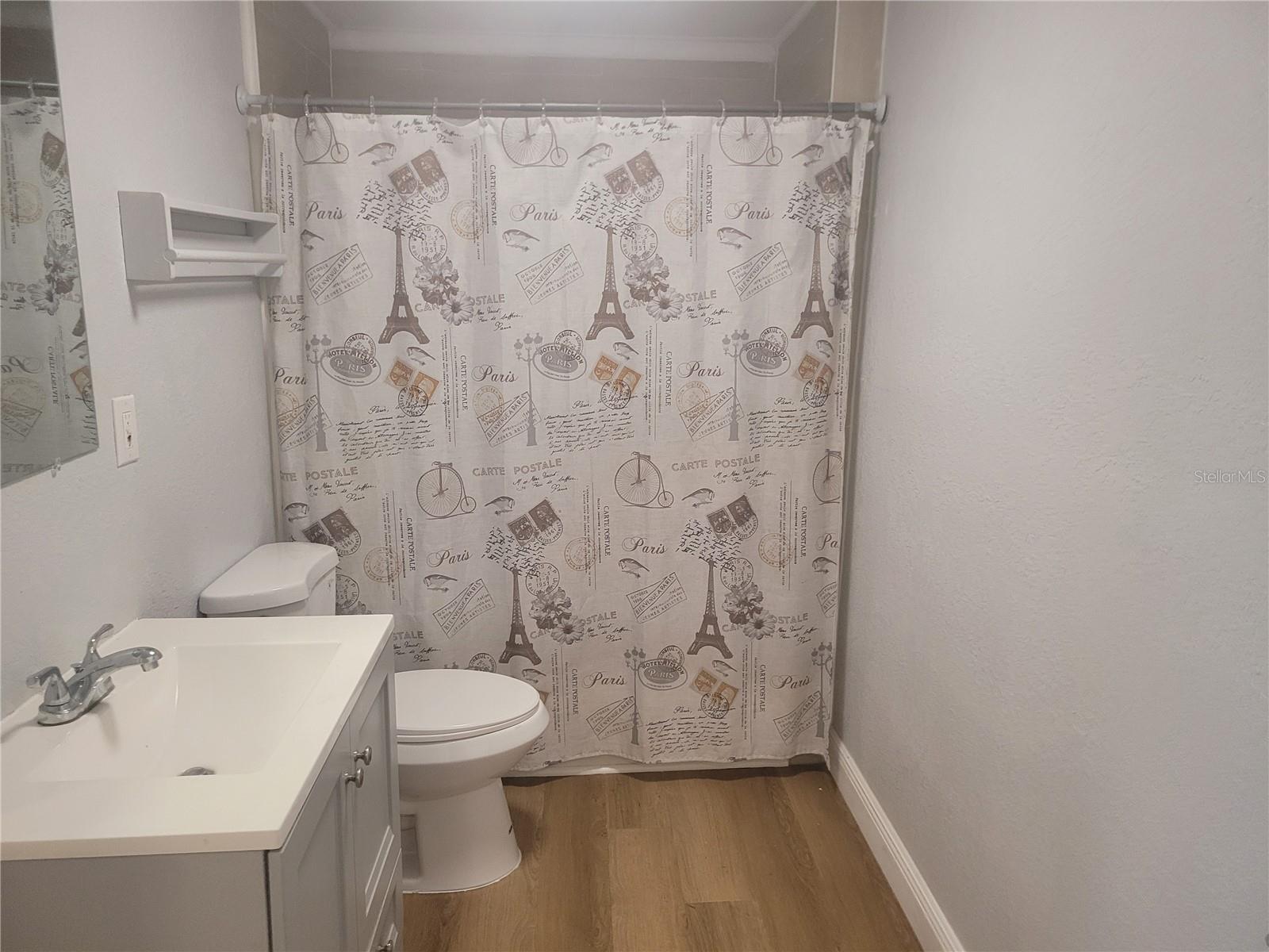 Image 15 of 33 For 1320 Oleander Avenue