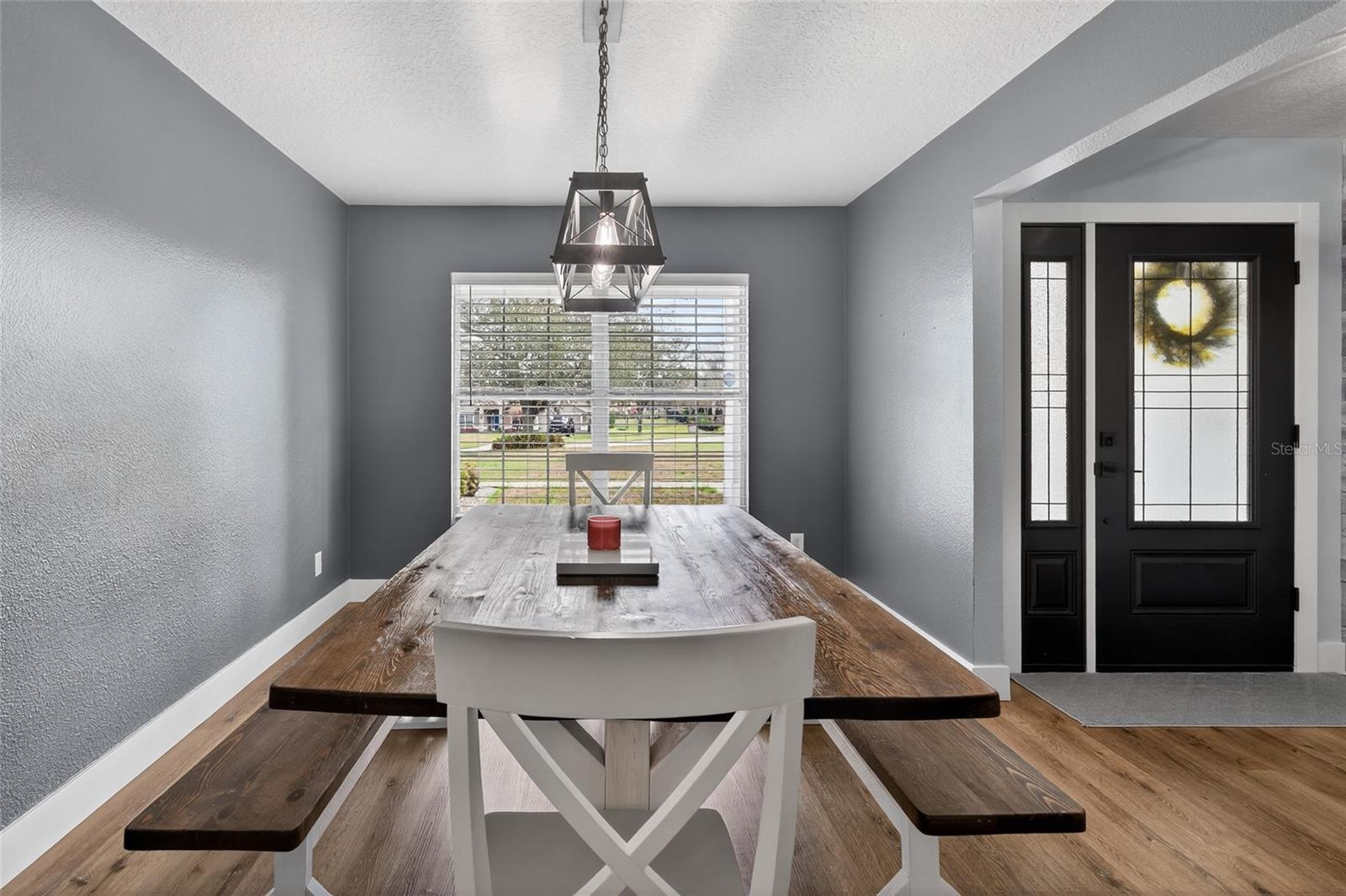 Image 17 of 39 For 36403 Barrington Drive