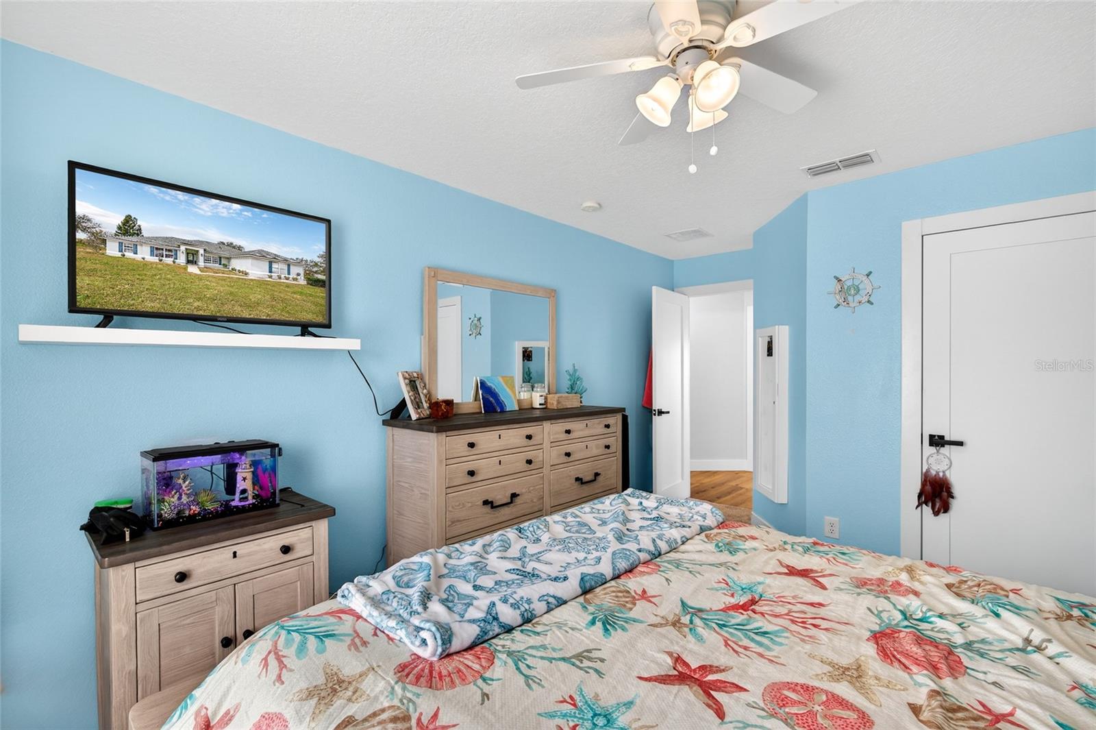 Image 23 of 39 For 36403 Barrington Drive