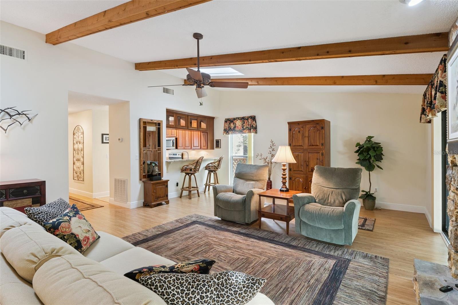 Image 13 of 39 For 797 Austin Court