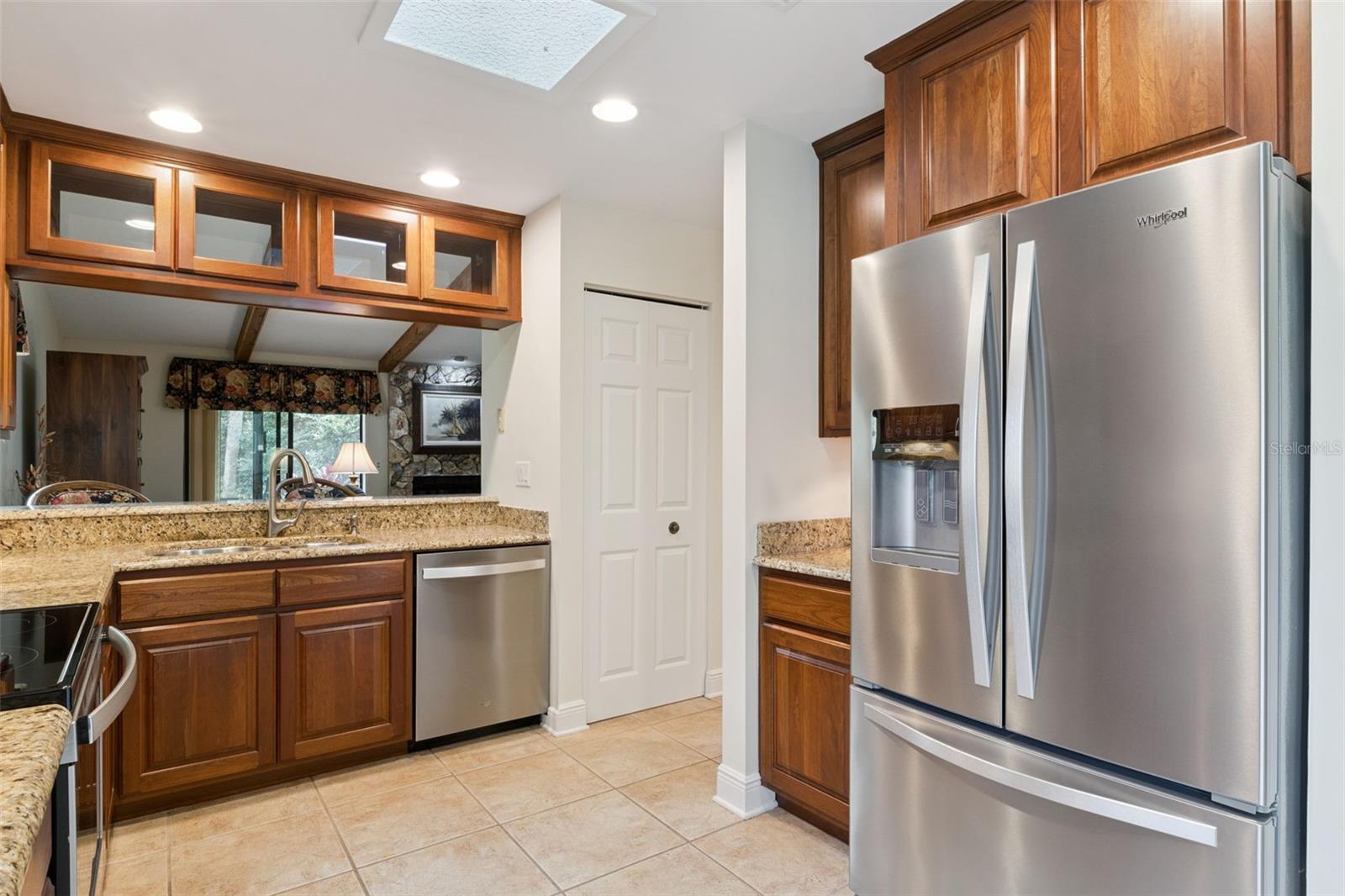 Image 17 of 39 For 797 Austin Court