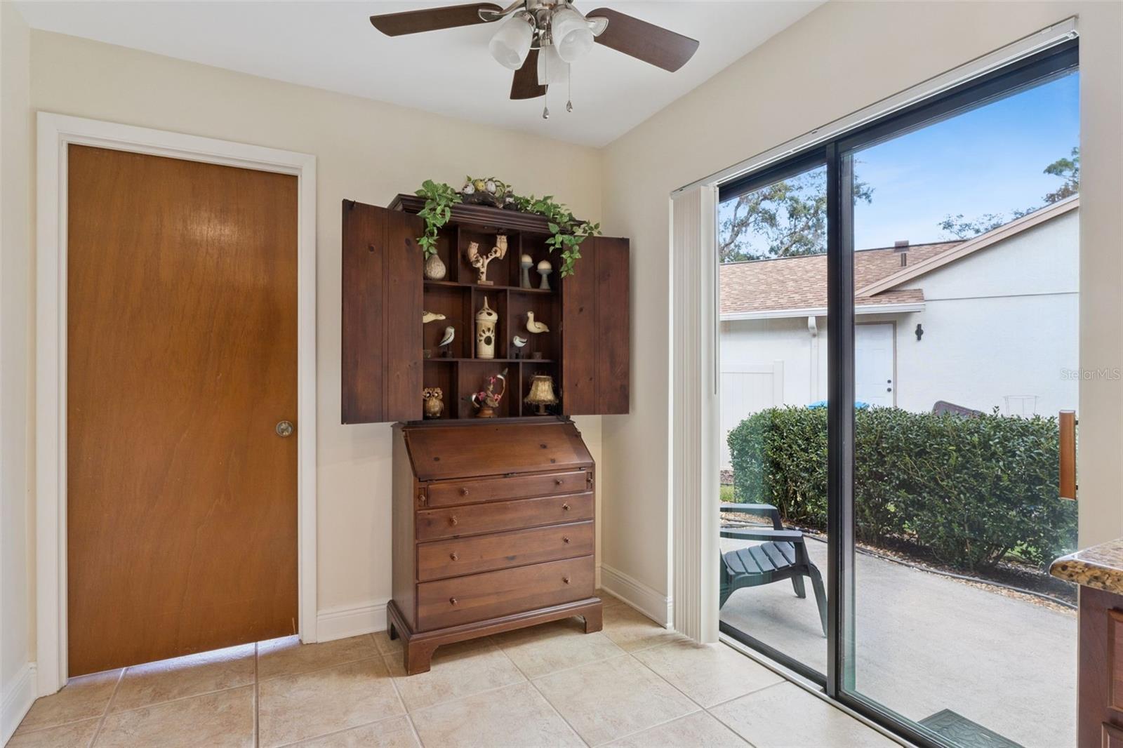 Image 19 of 39 For 797 Austin Court