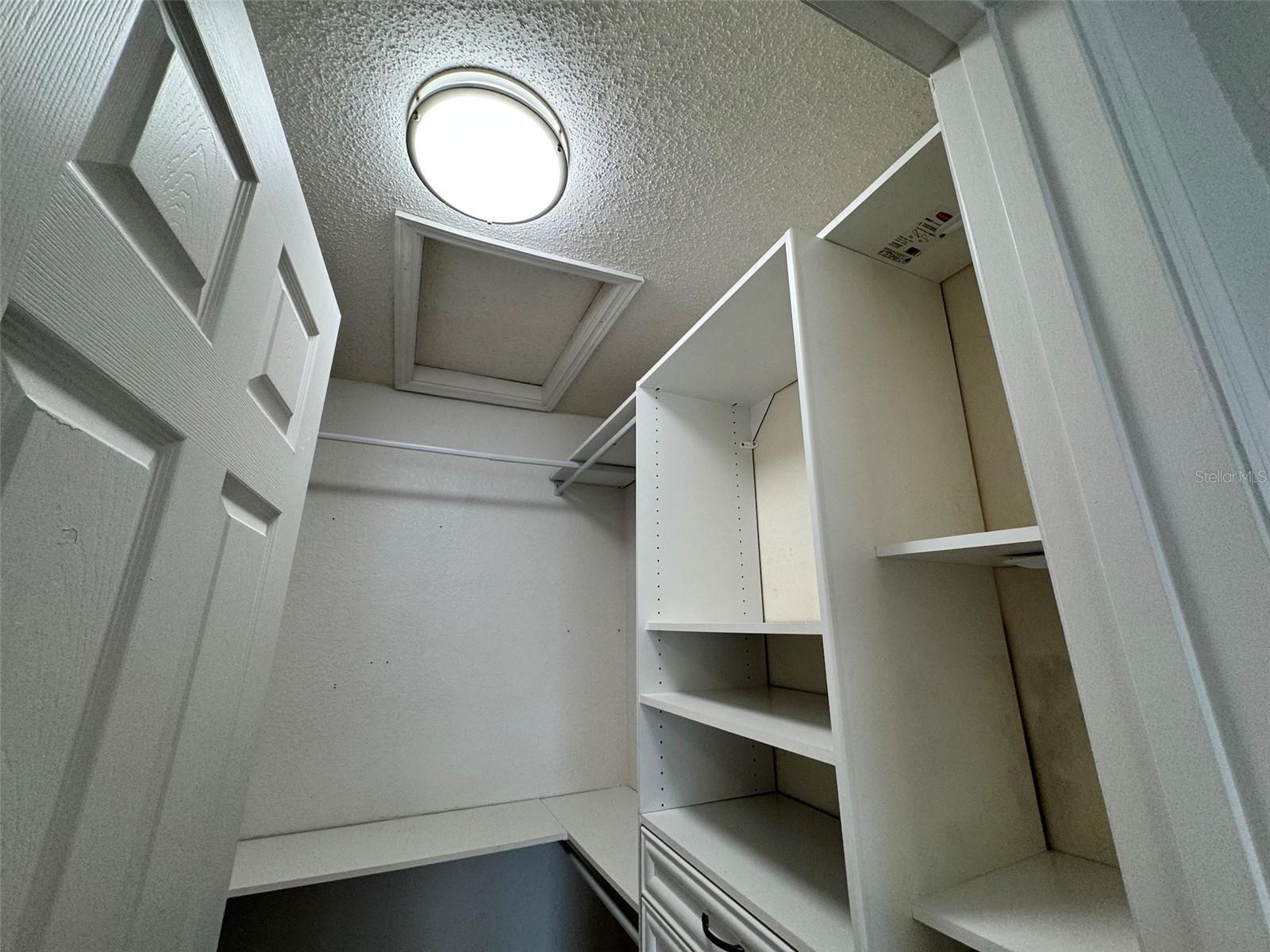 Image 6 of 10 For 2550 Alafaya Trail 4304