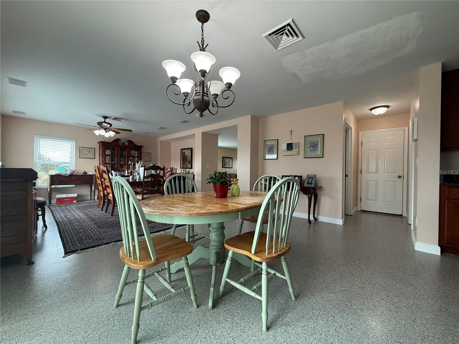 Image 25 of 66 For 24491 Julian Court