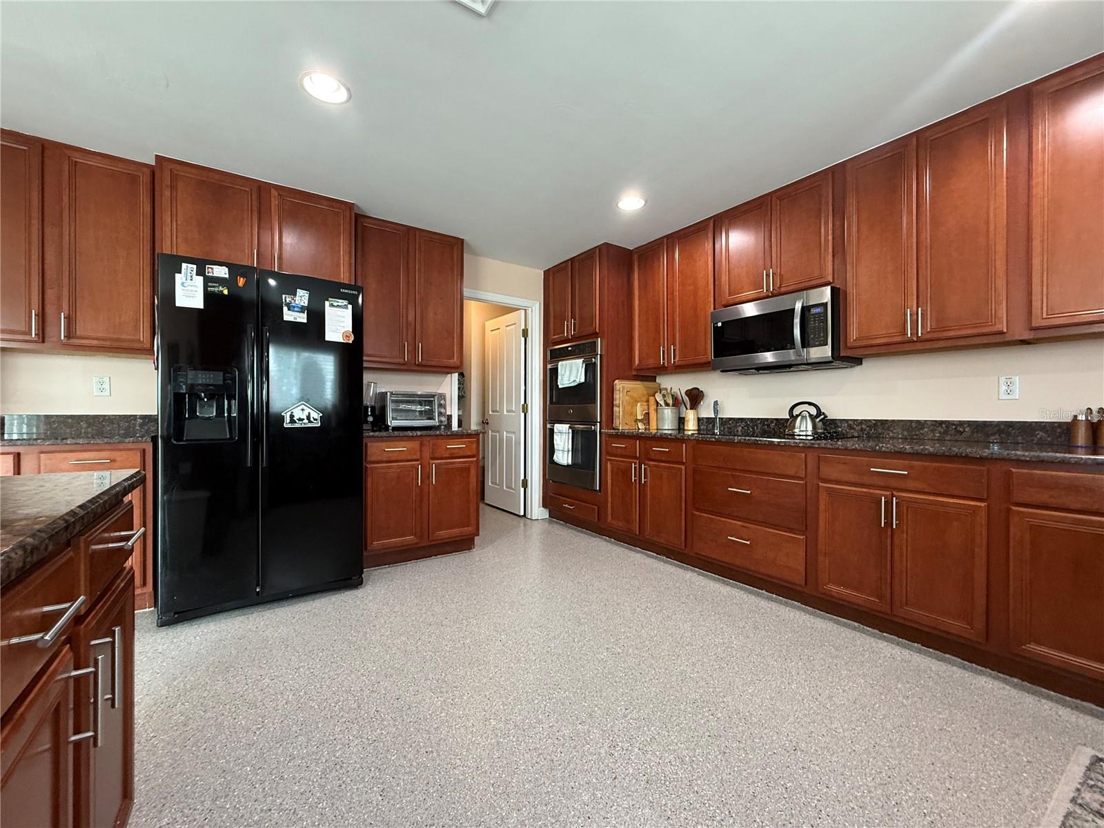 Image 29 of 66 For 24491 Julian Court