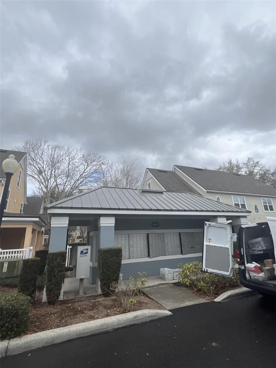 Image 10 of 12 For 3396 Parkchester Square Boulevard 205