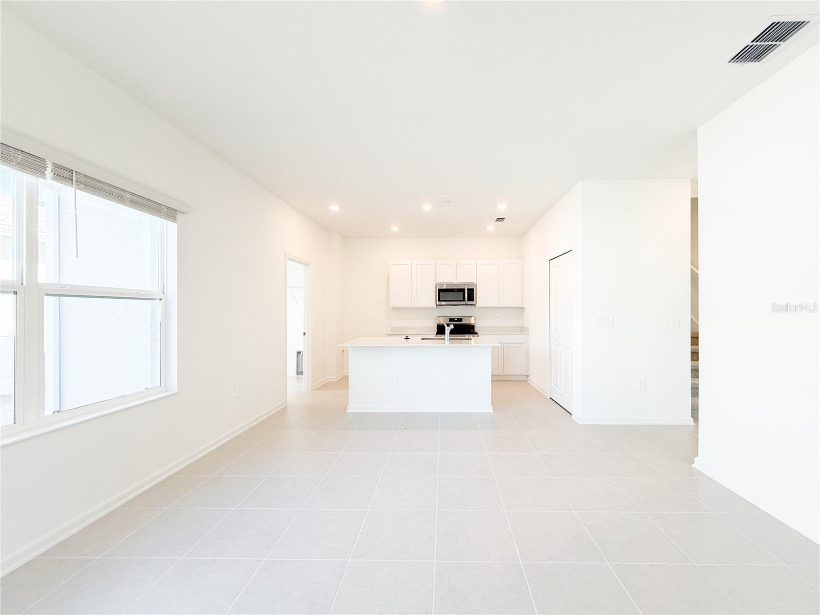 Image 10 of 30 For 1975 Stake Out Way