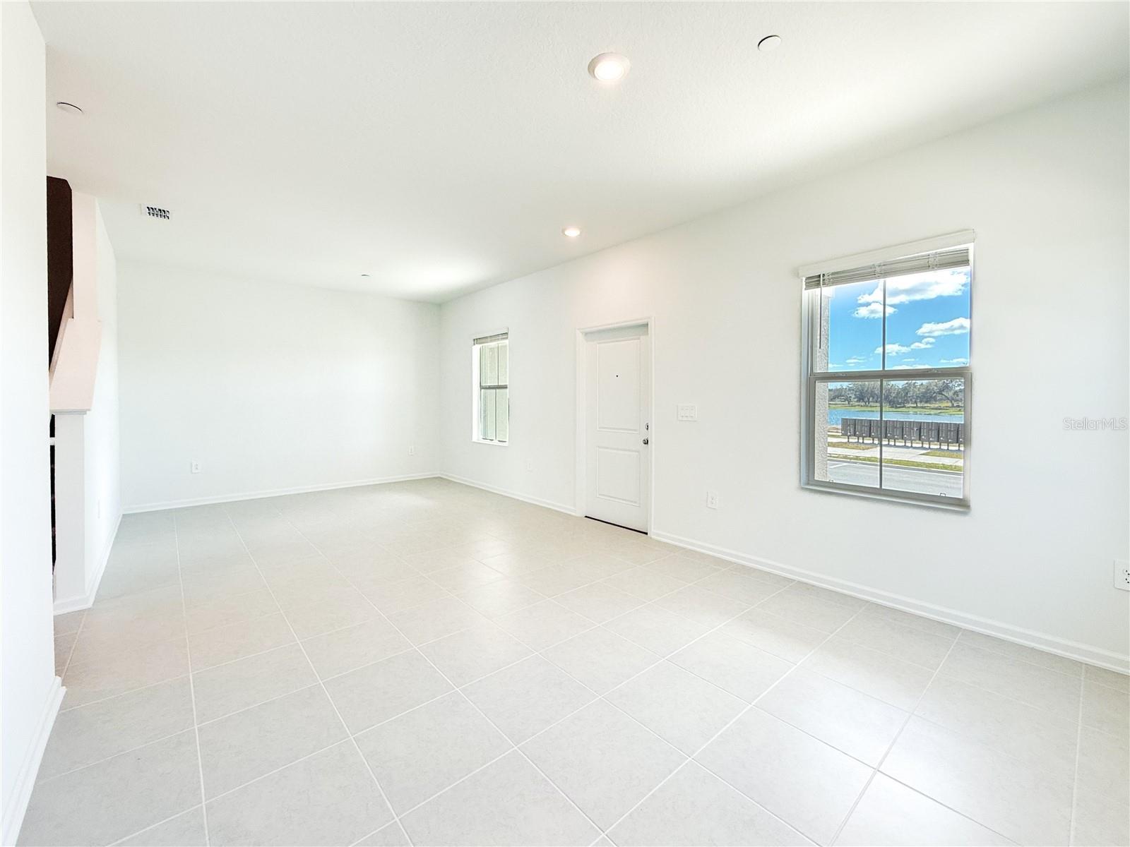 Image 3 of 30 For 1975 Stake Out Way