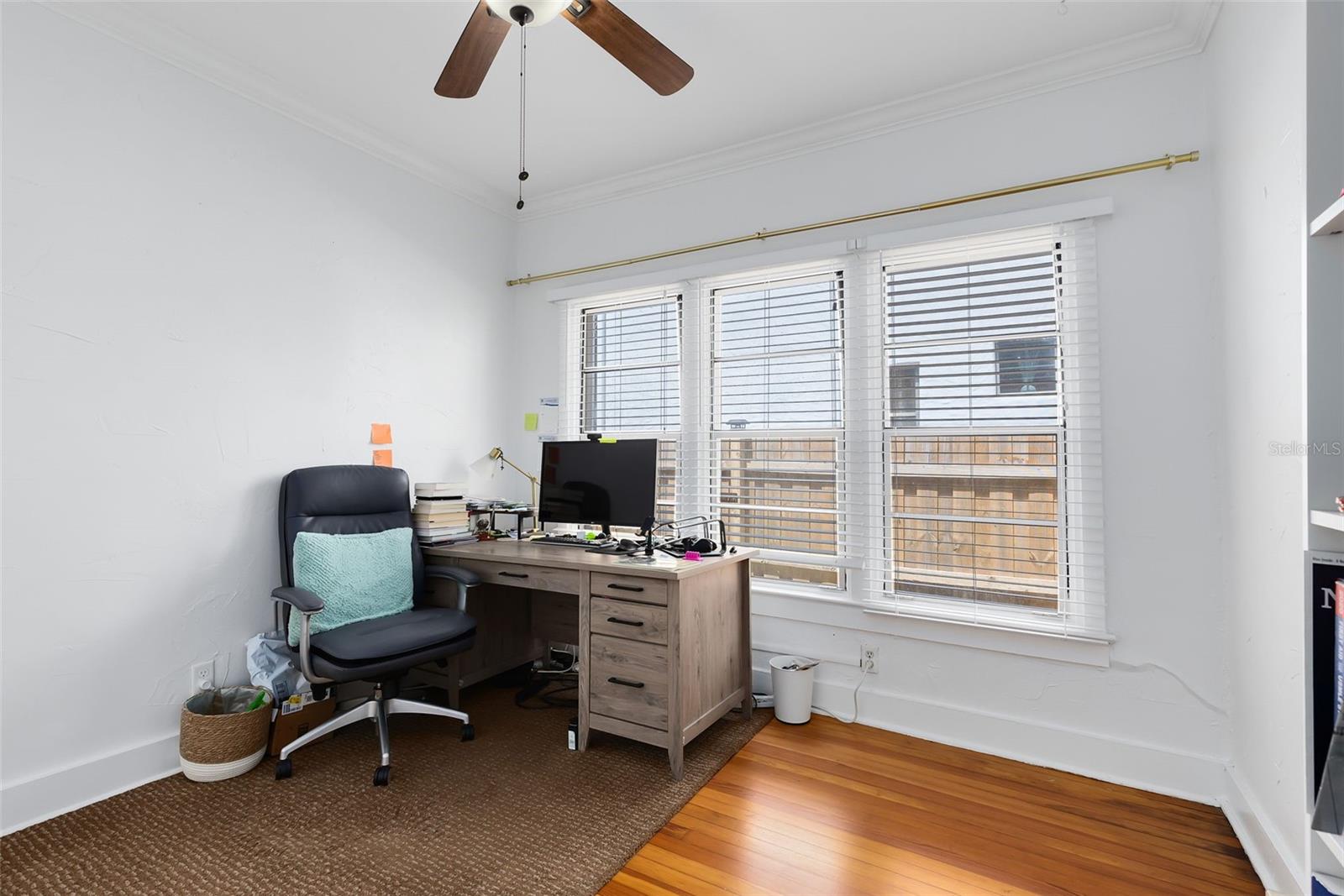 Image 21 of 29 For 1409 Amelia Street