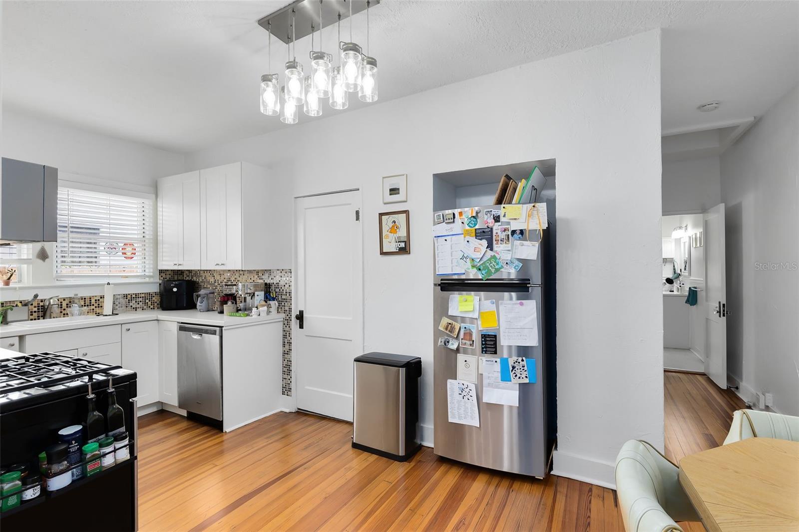 Image 22 of 29 For 1409 Amelia Street