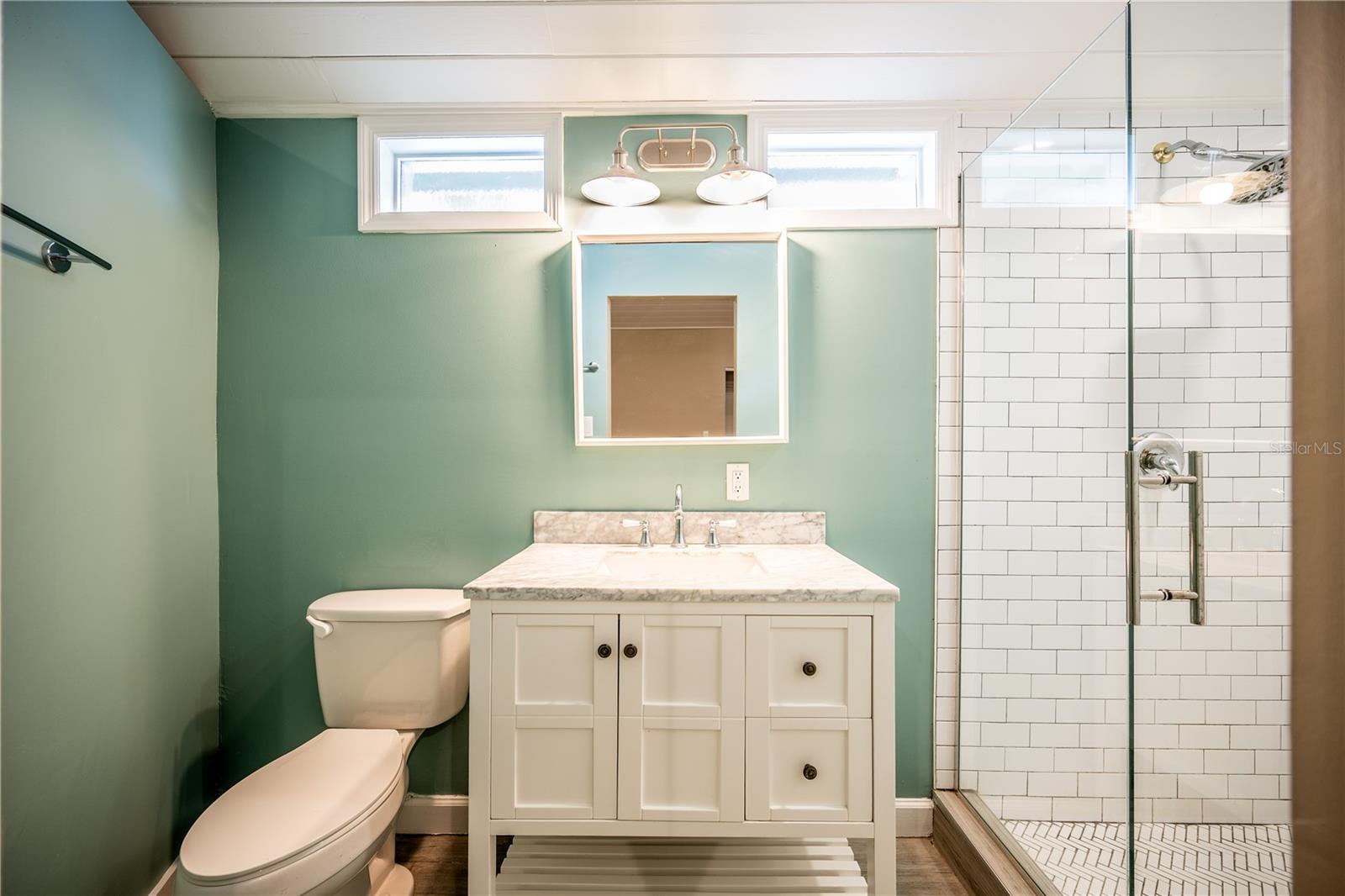 Image 11 of 31 For 115 124th Avenue W