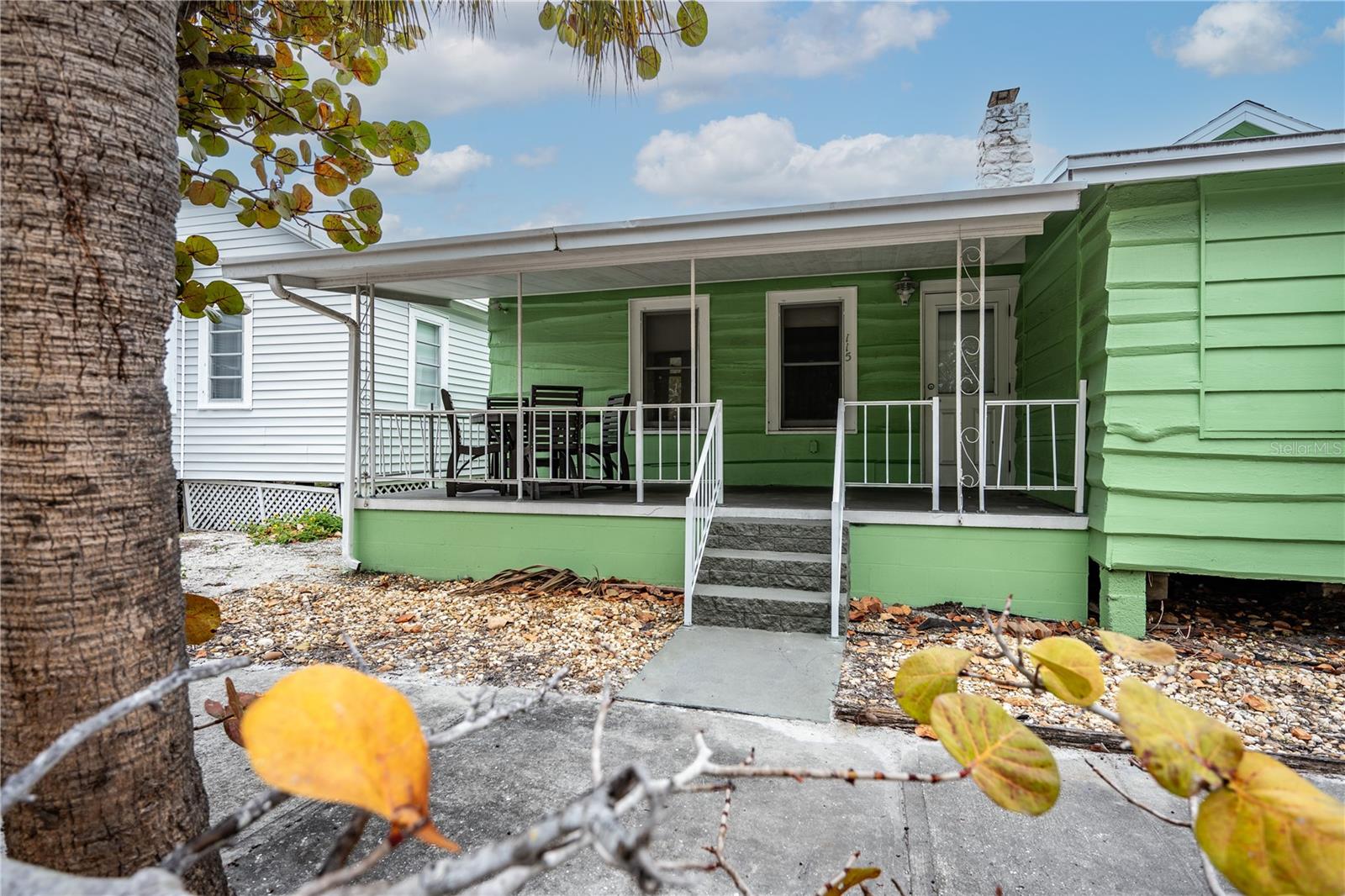 Image 12 of 31 For 115 124th Avenue W