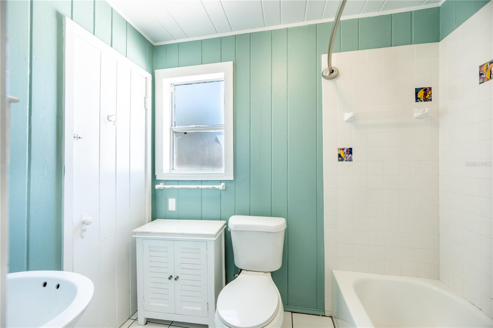 Image 22 of 31 For 115 124th Avenue W