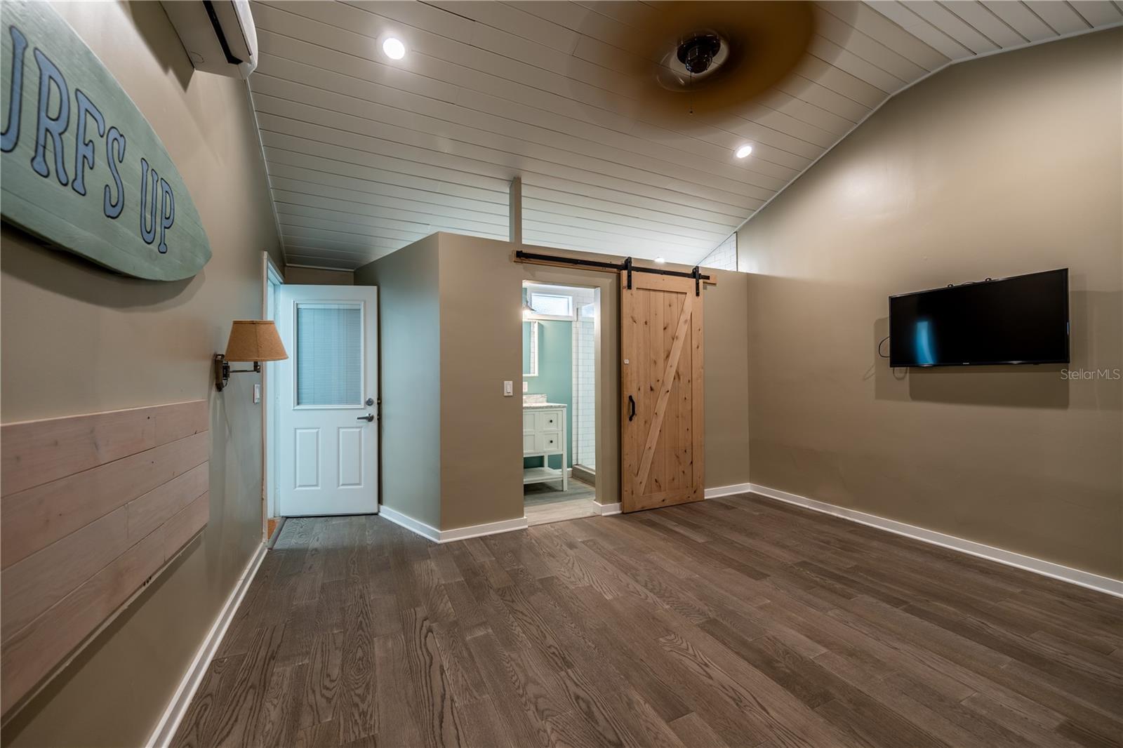 Image 7 of 31 For 115 124th Avenue W